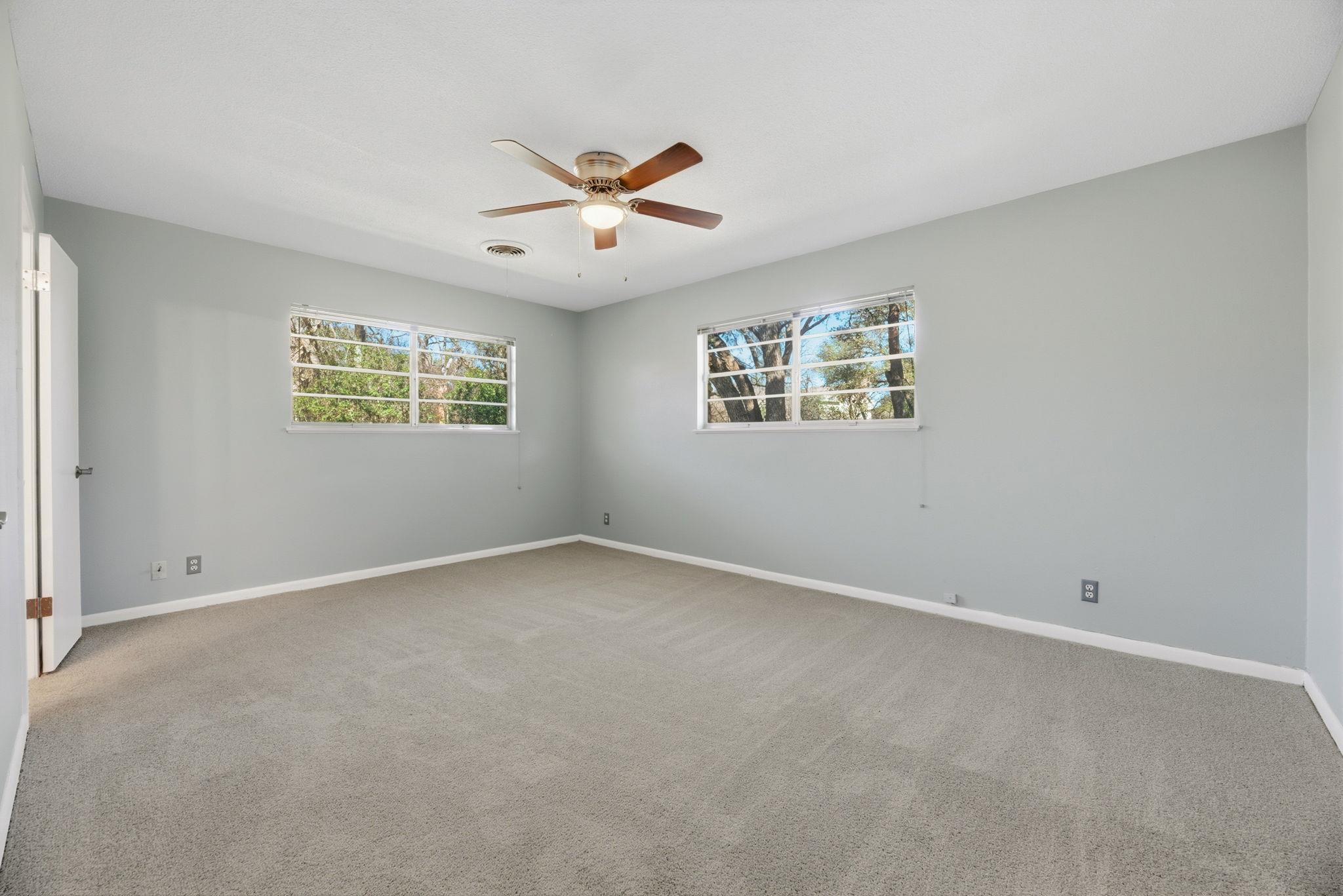 6105 Oakclaire Dr, Austin, TX 78735