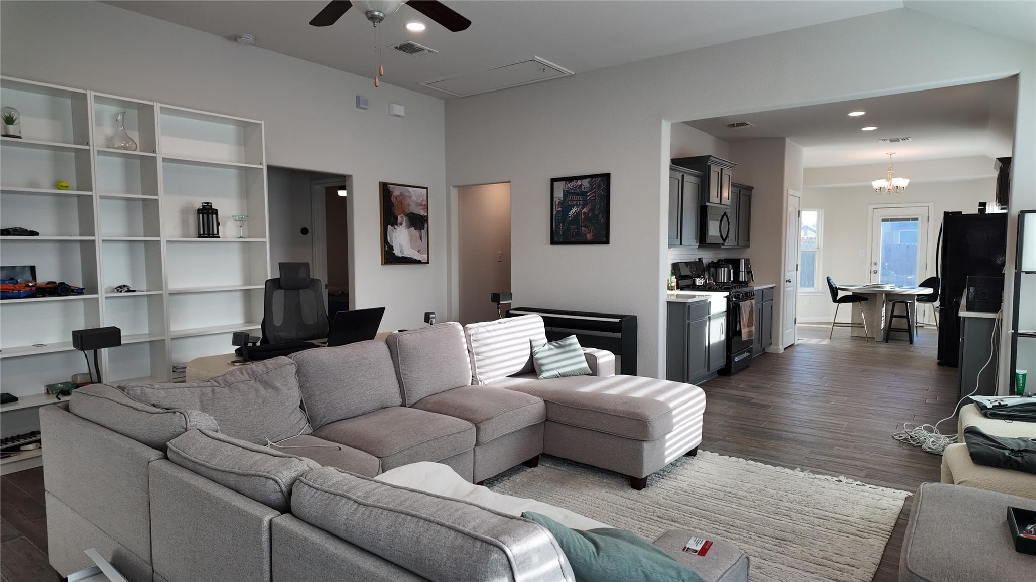 5659 Sabbia Dr, Round Rock, TX 78665