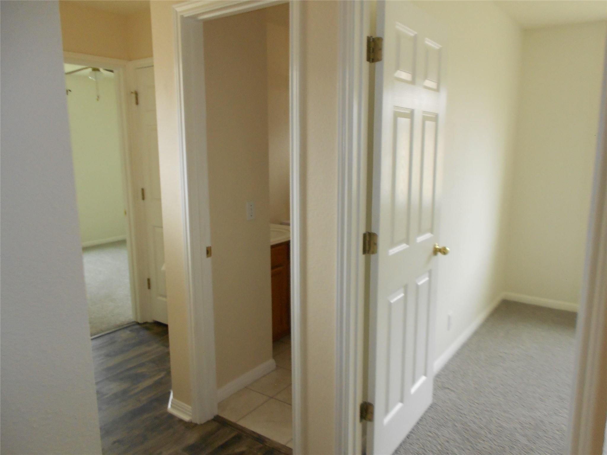 701 Los Robles Rd, Leander, TX 78641