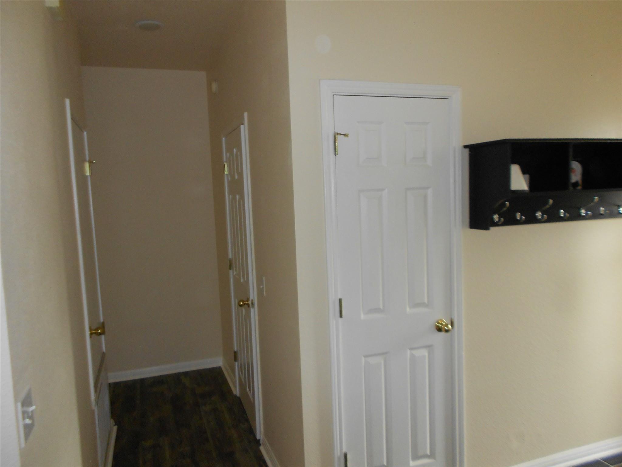 701 Los Robles Rd, Leander, TX 78641