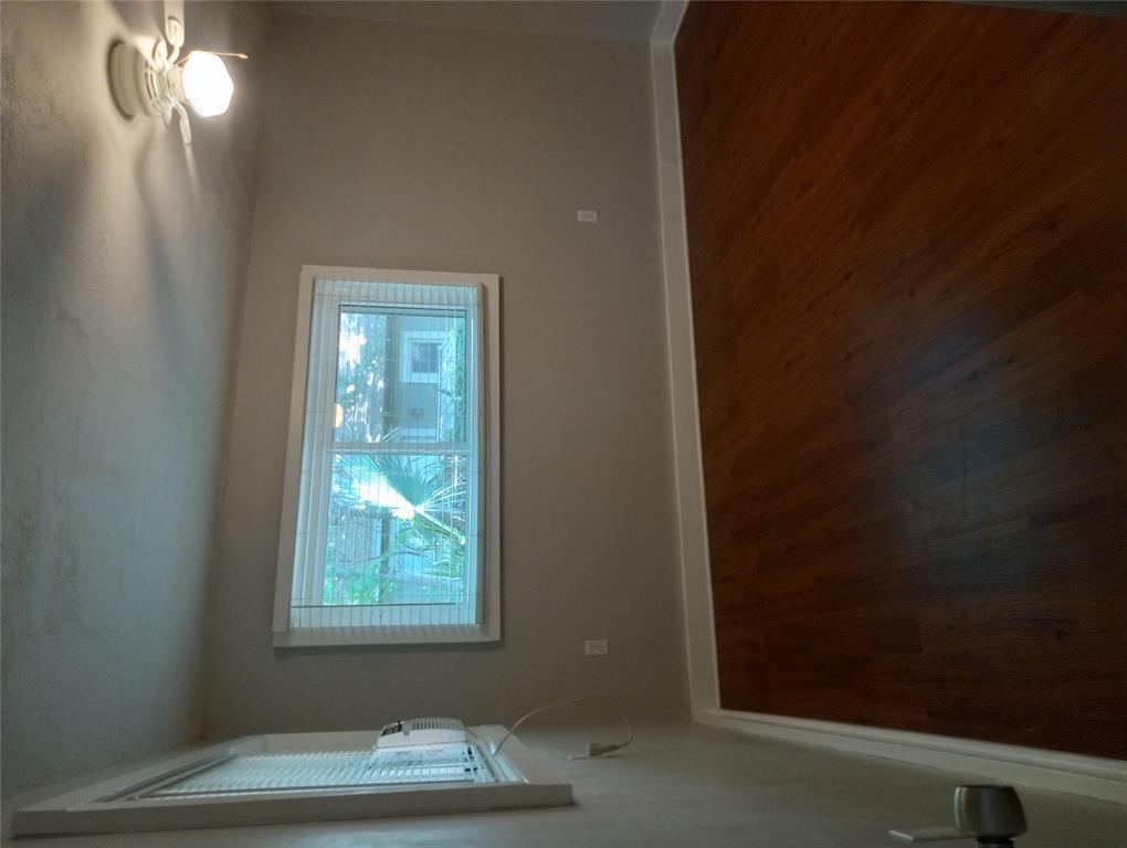 4500 Avenue D Ave # B, Austin, TX 78751