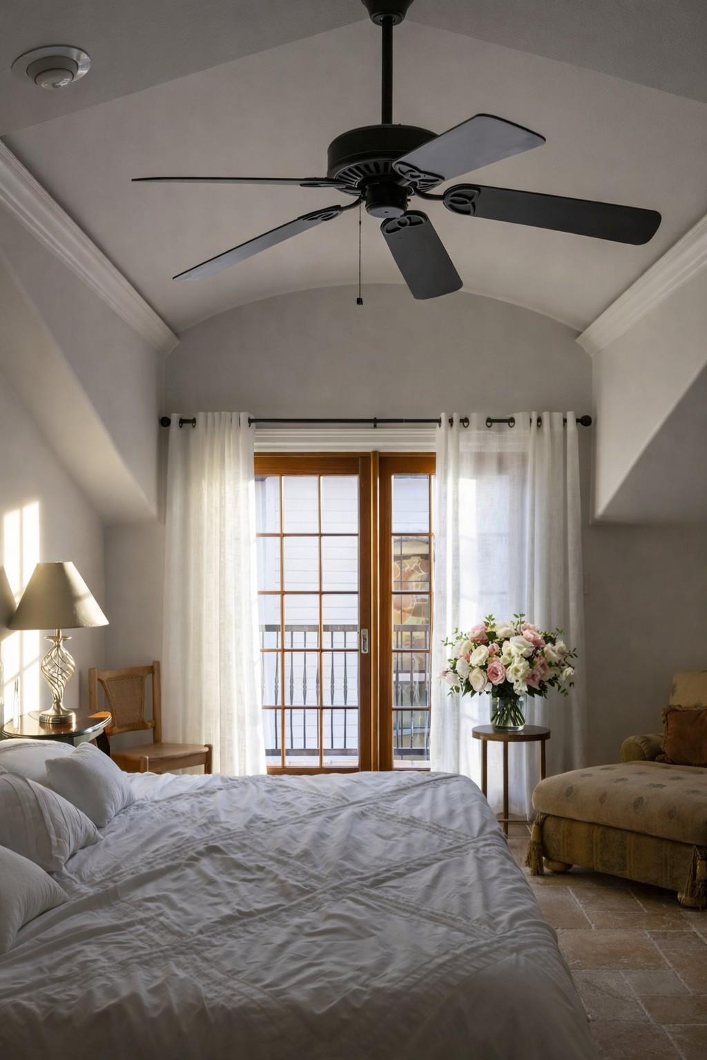 17743 W Reed Parks Rd, Jonestown, TX 78645