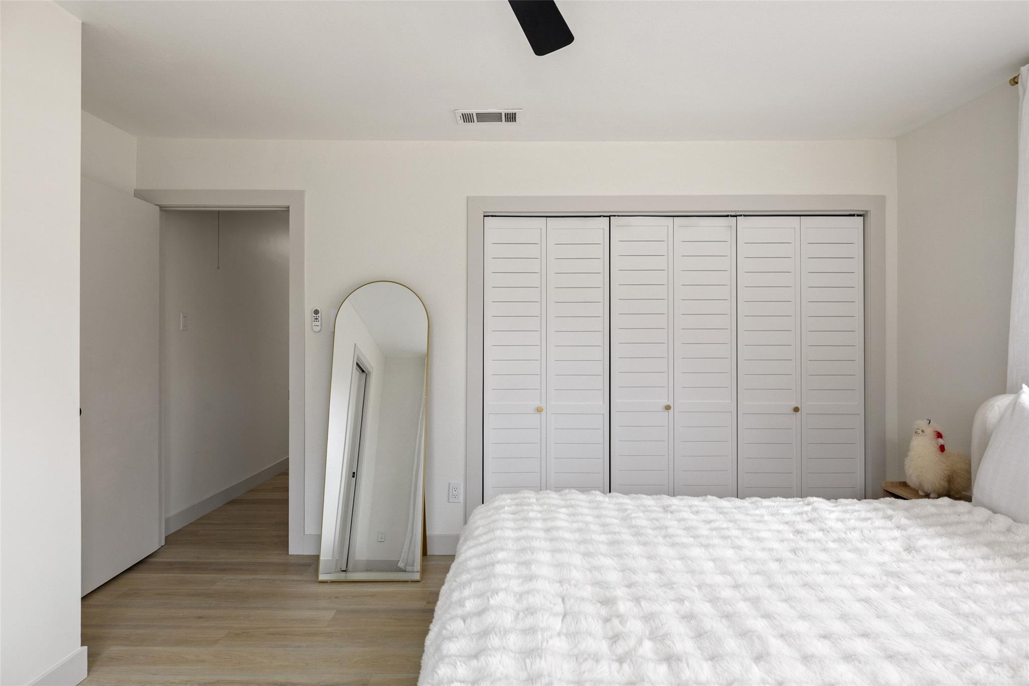 1001 E Applegate Dr, Austin, TX 78753