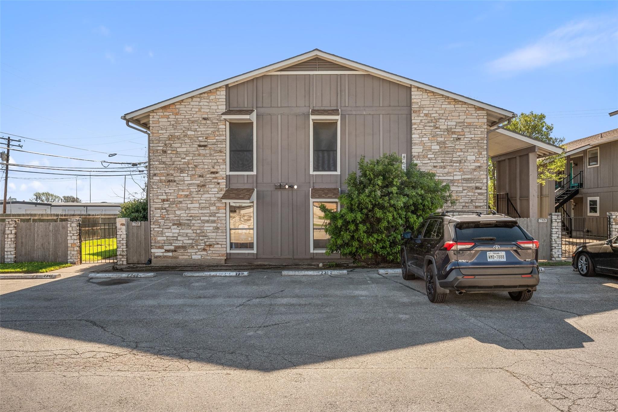 8623 Putnam Dr # A, Austin, TX 78757