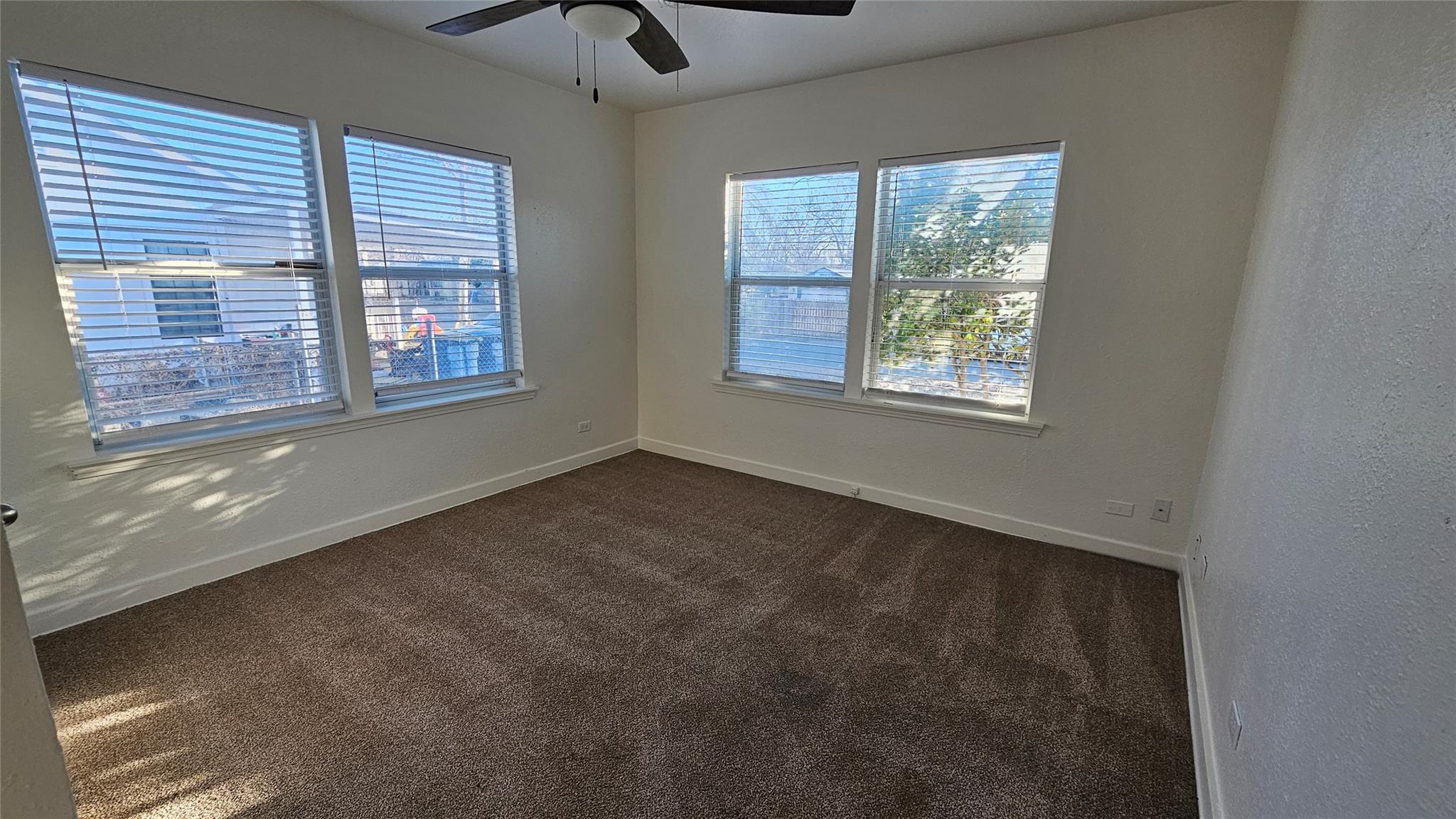 420 Stonewall St, Kerrville, TX 78028