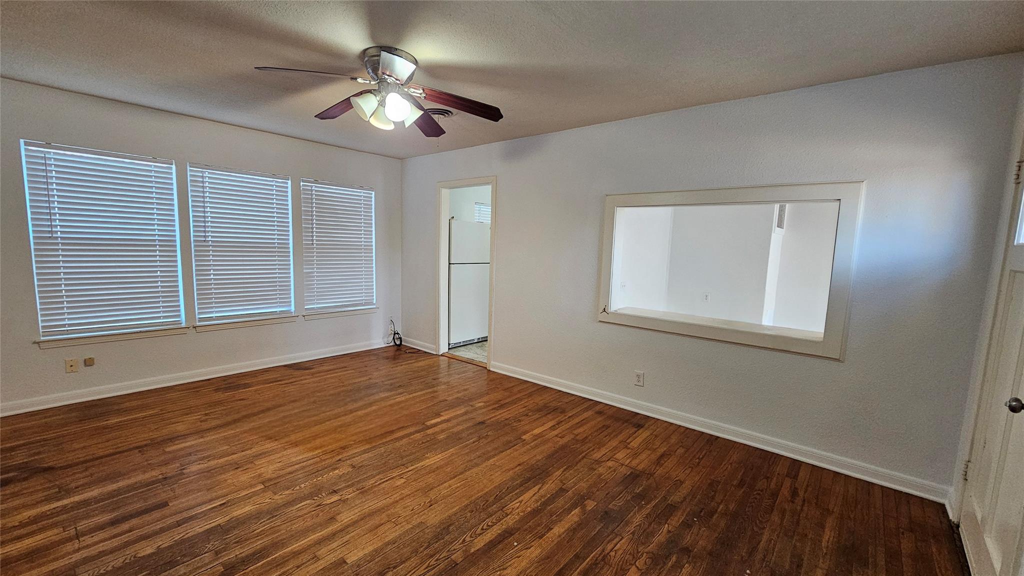 420 Stonewall St, Kerrville, TX 78028