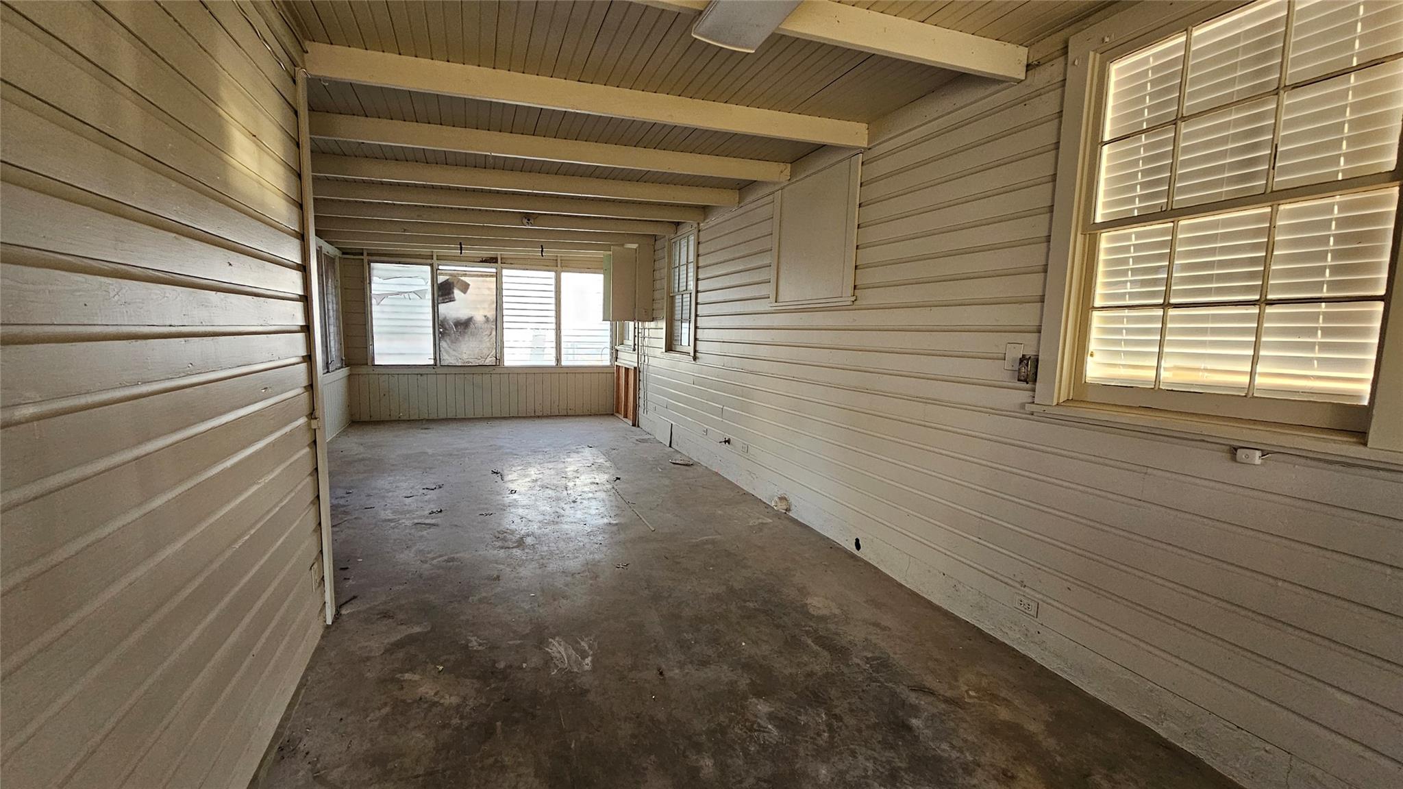 420 Stonewall St, Kerrville, TX 78028