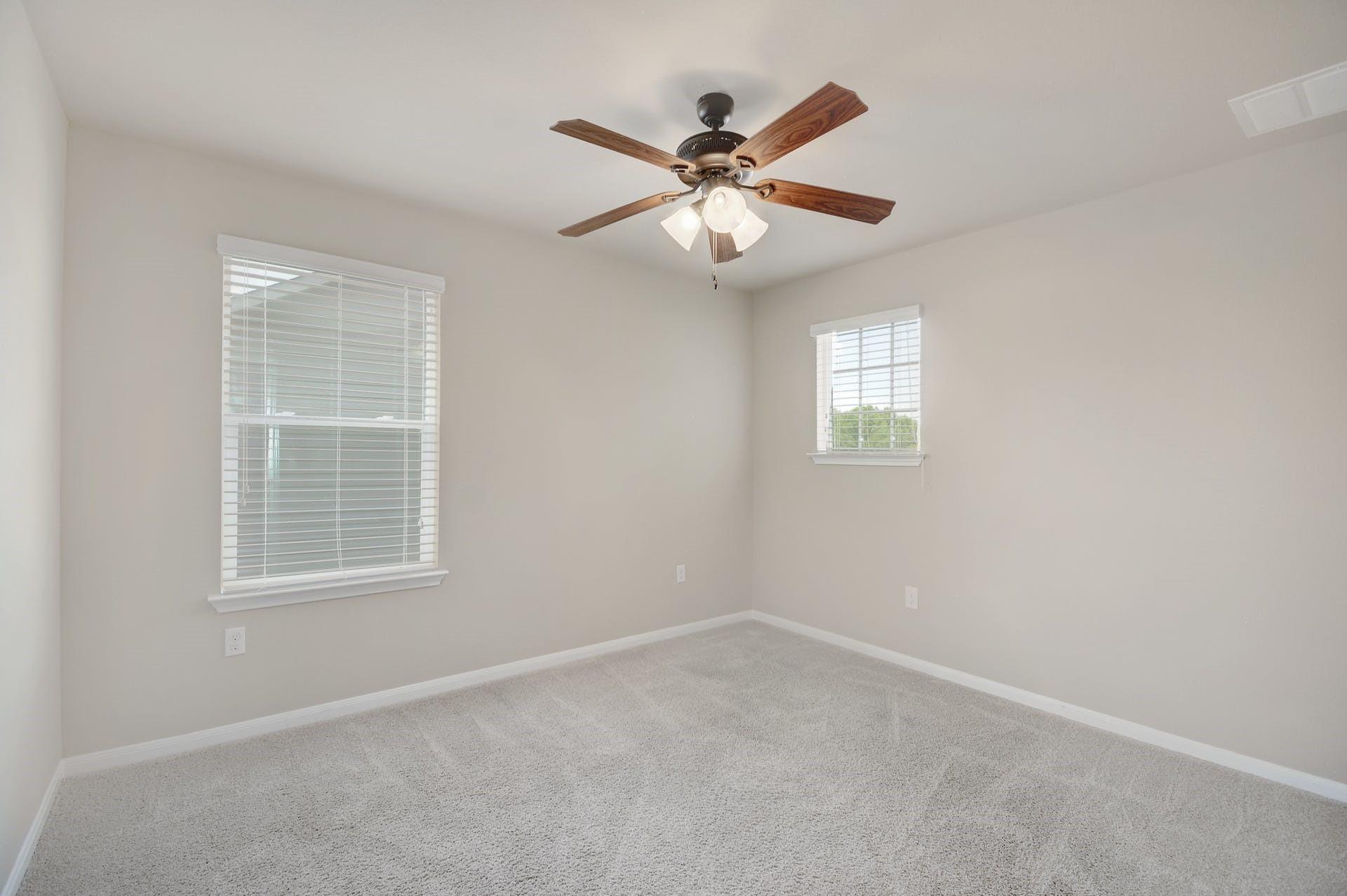 421 Pentire Way, Hutto, TX 78634