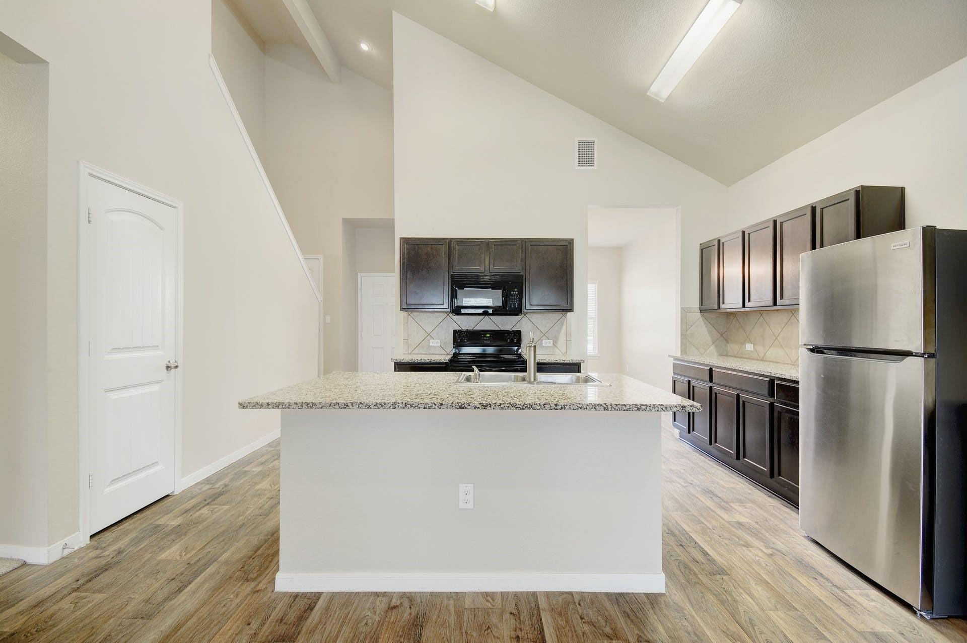 421 Pentire Way, Hutto, TX 78634