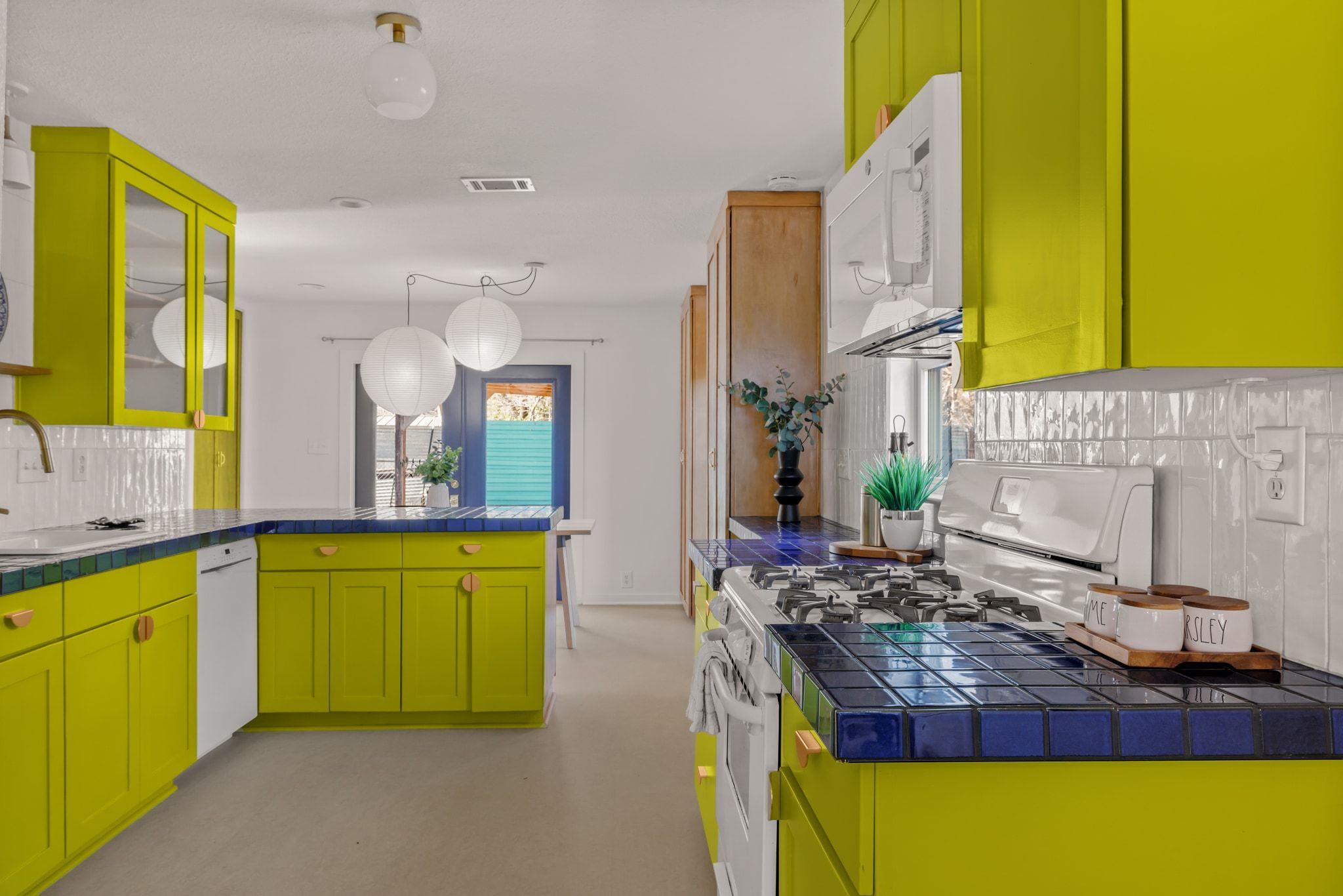 1180 1/2 Sol Wilson Ave, Austin, TX 78702