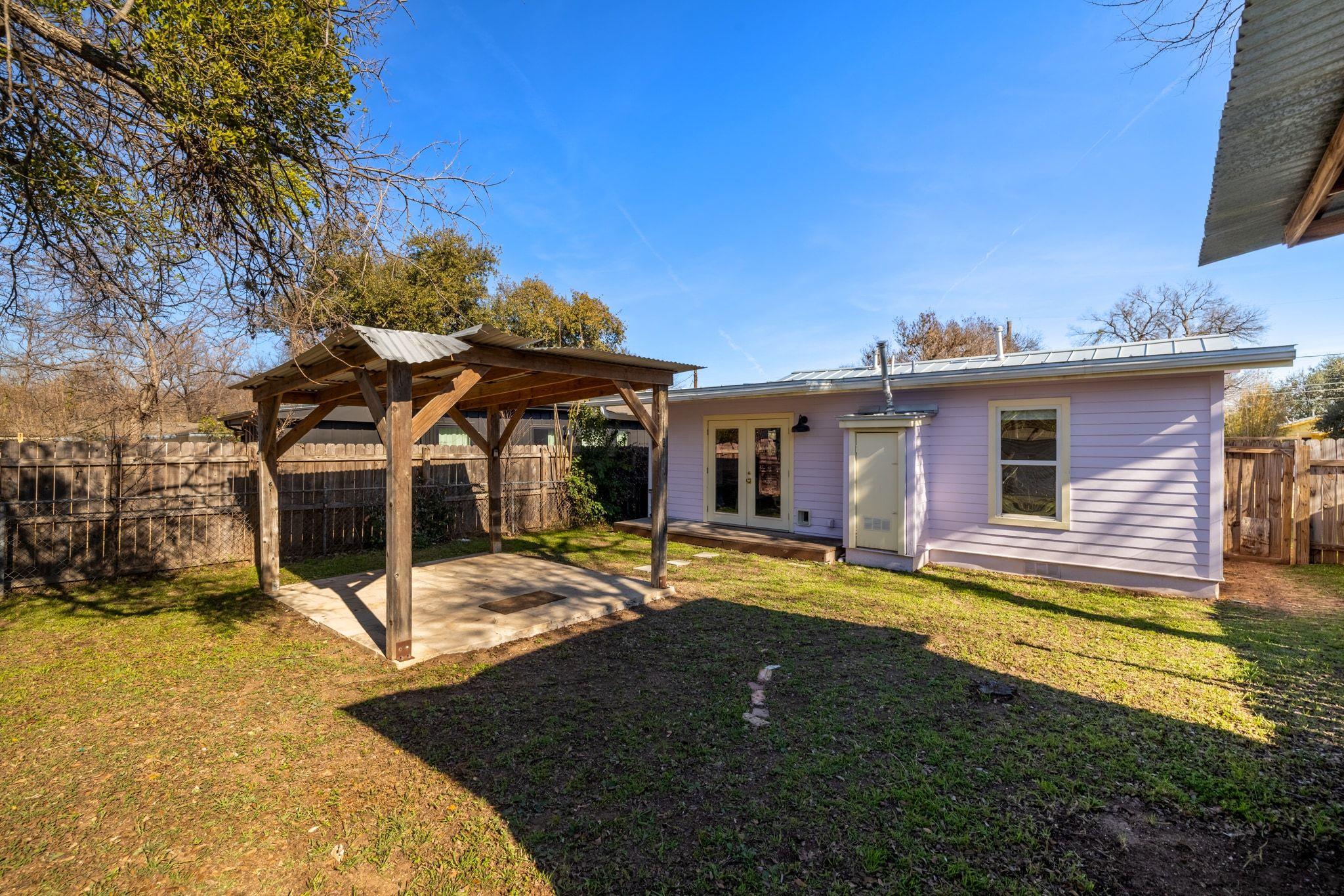 1180 1/2 Sol Wilson Ave, Austin, TX 78702