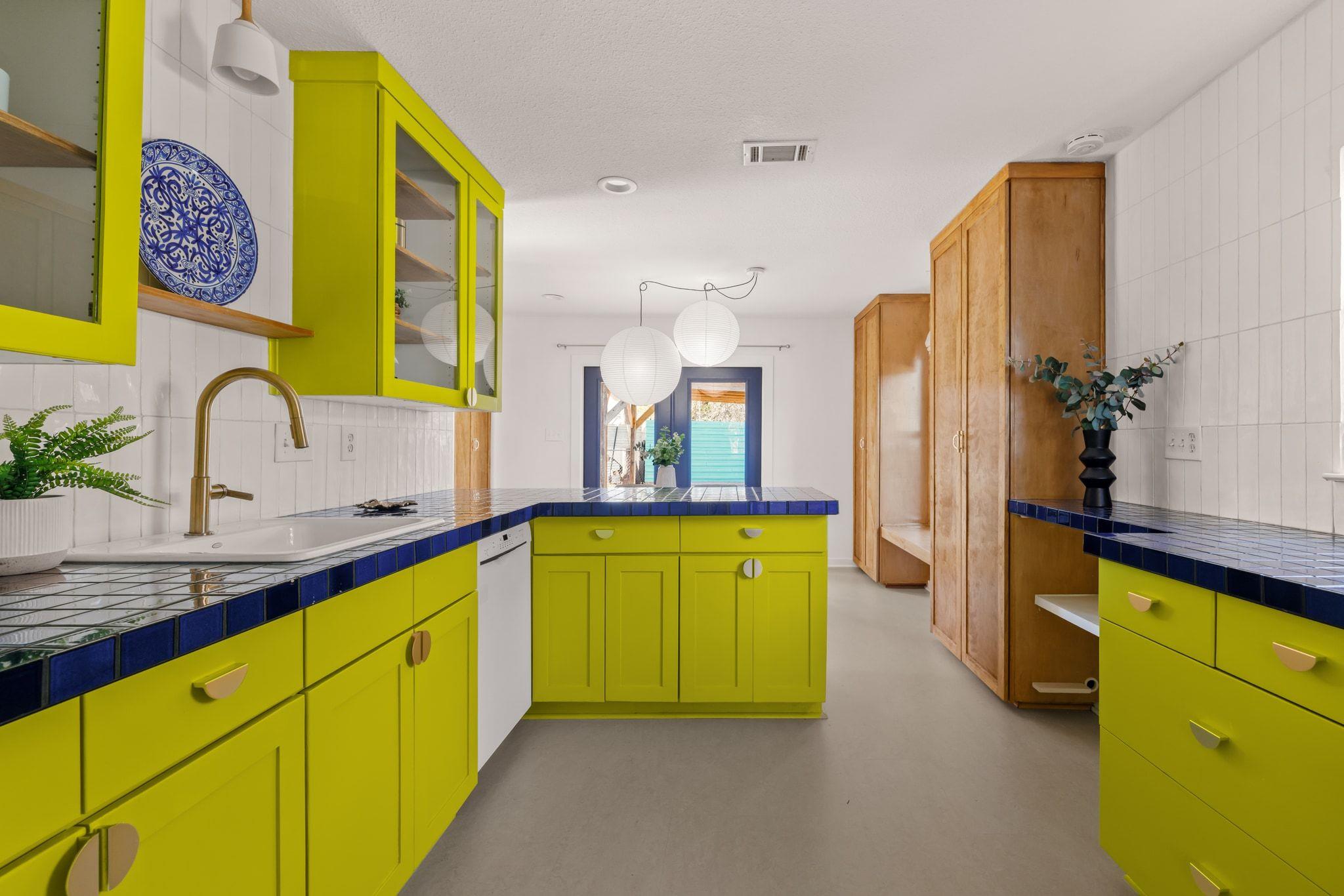 1180 1/2 Sol Wilson Ave, Austin, TX 78702