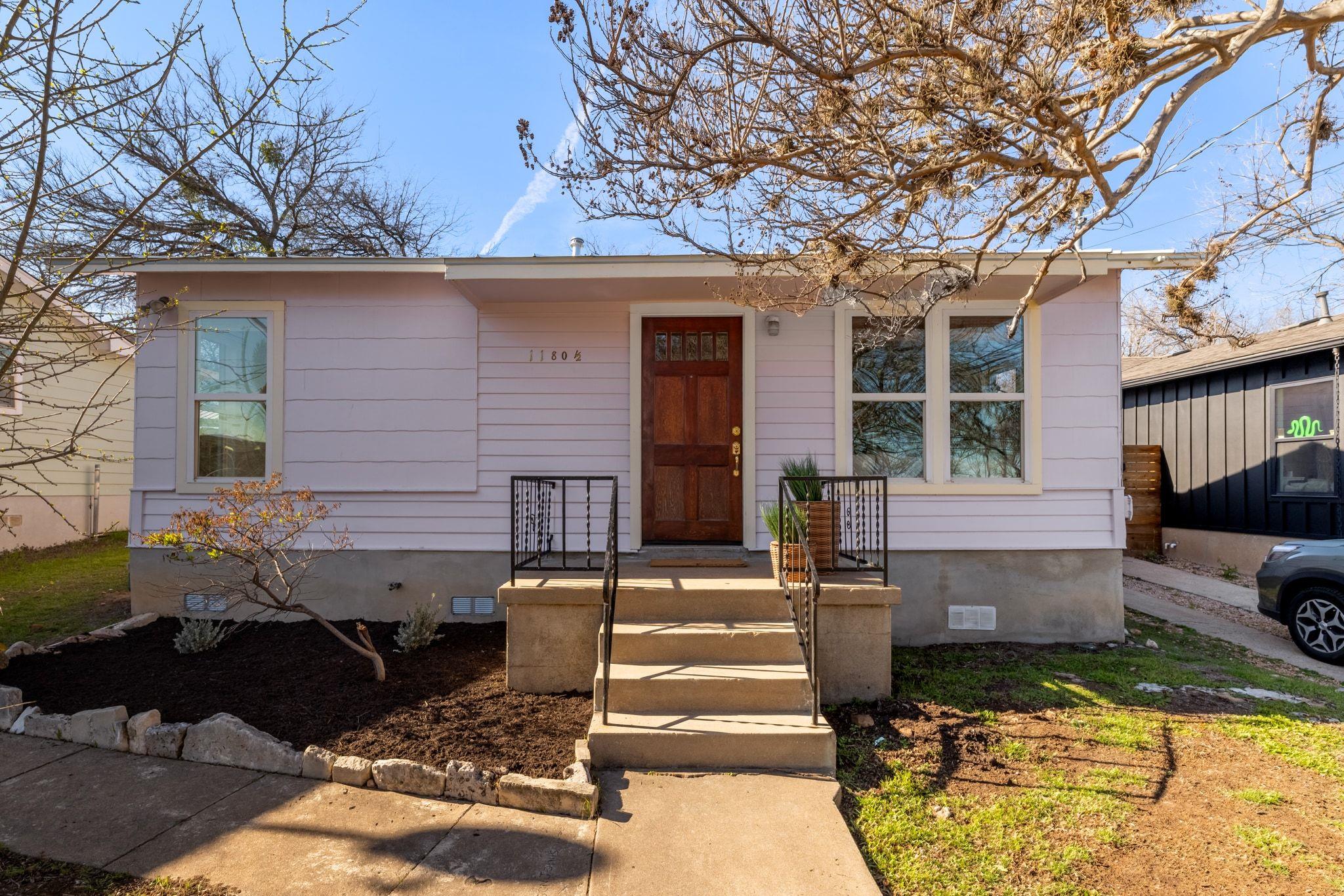 1180 1/2 Sol Wilson Ave, Austin, TX 78702