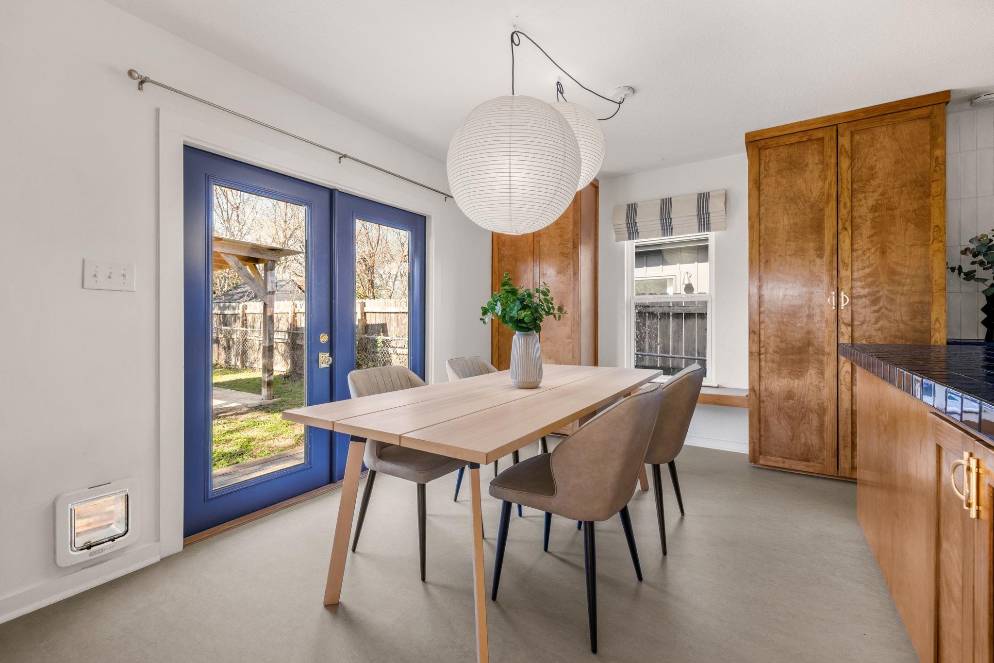 1180 1/2 Sol Wilson Ave, Austin, TX 78702