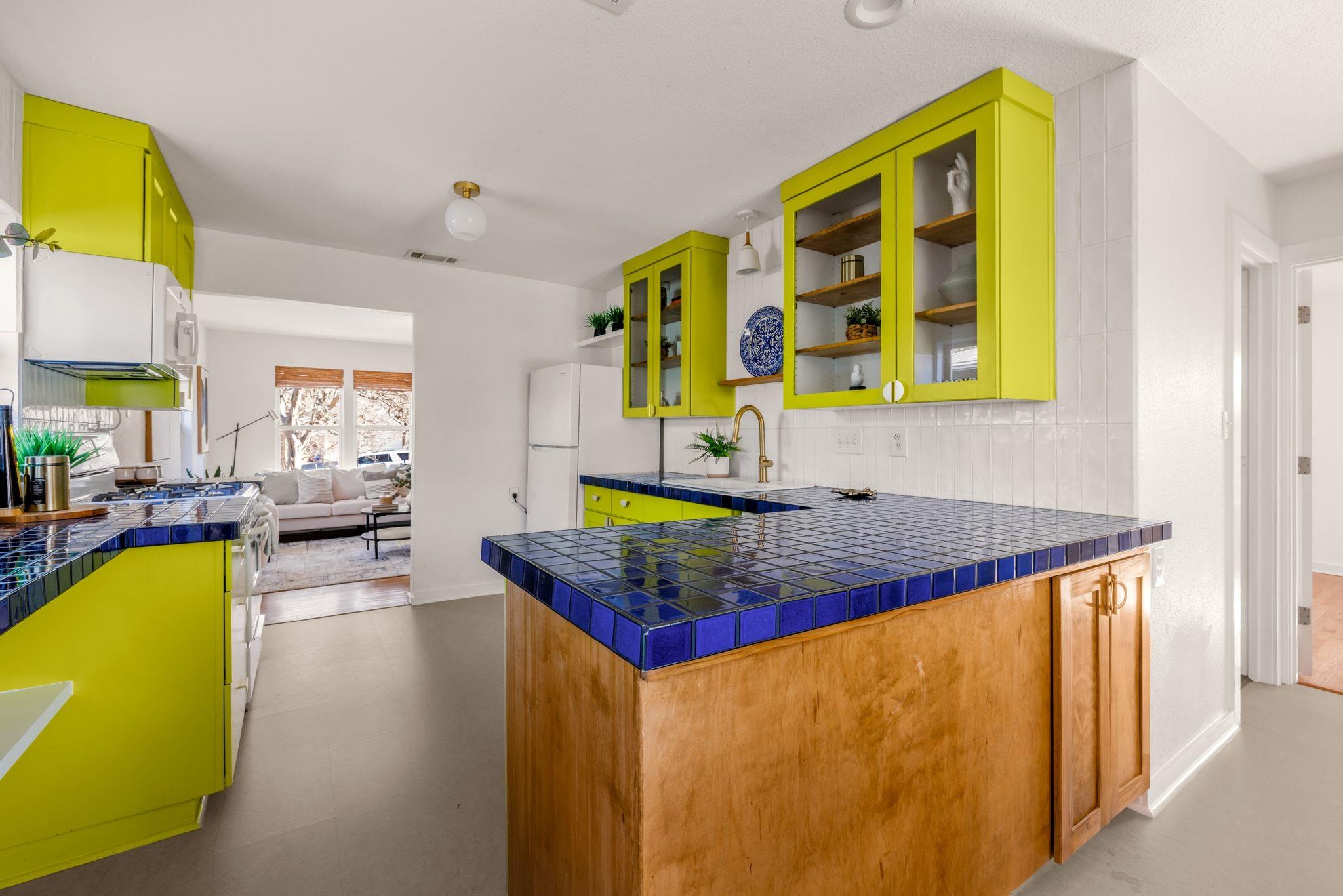 1180 1/2 Sol Wilson Ave, Austin, TX 78702