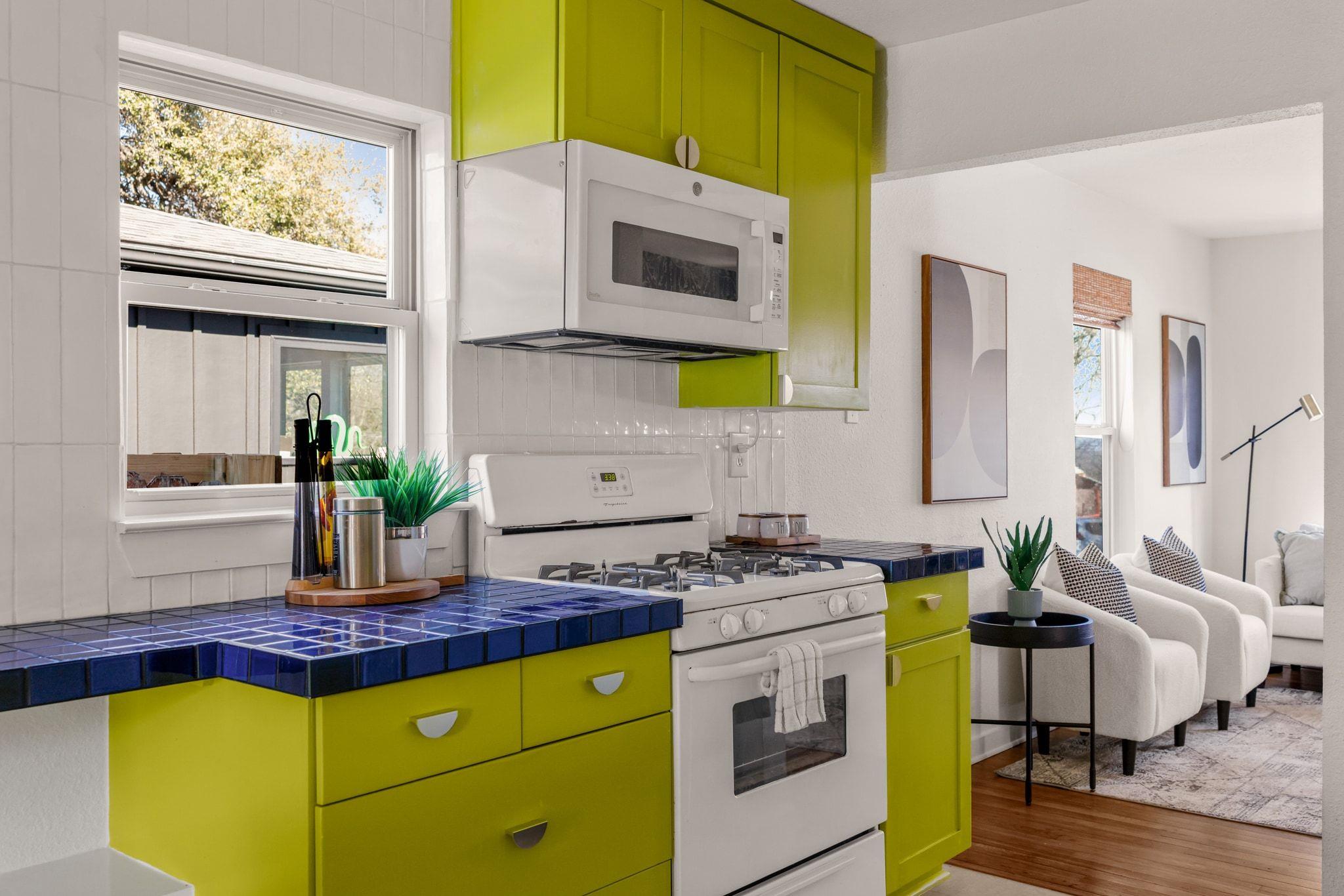 1180 1/2 Sol Wilson Ave, Austin, TX 78702