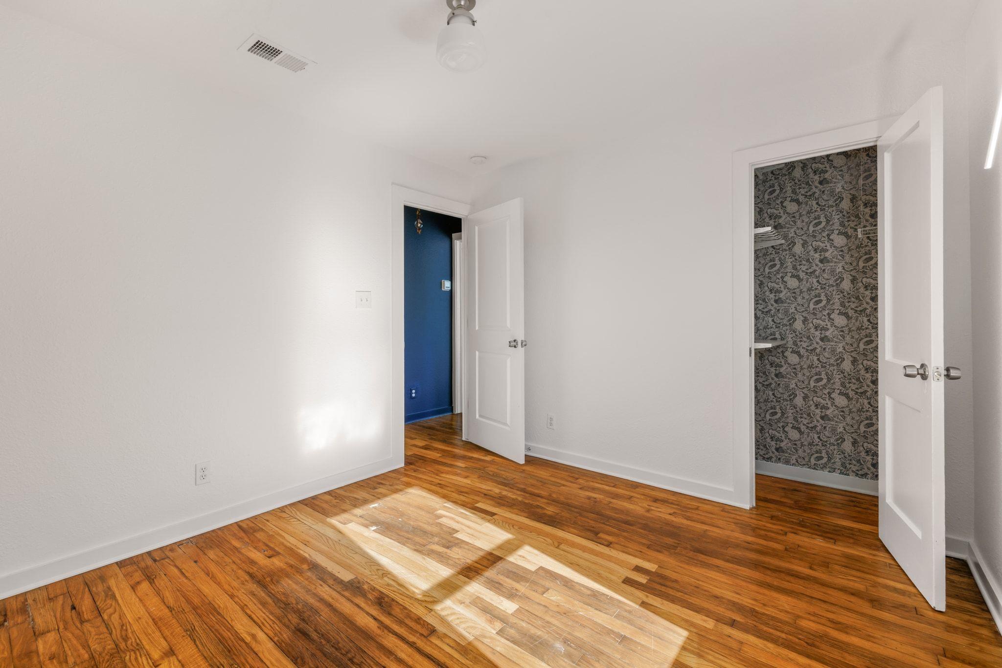 1180 1/2 Sol Wilson Ave, Austin, TX 78702