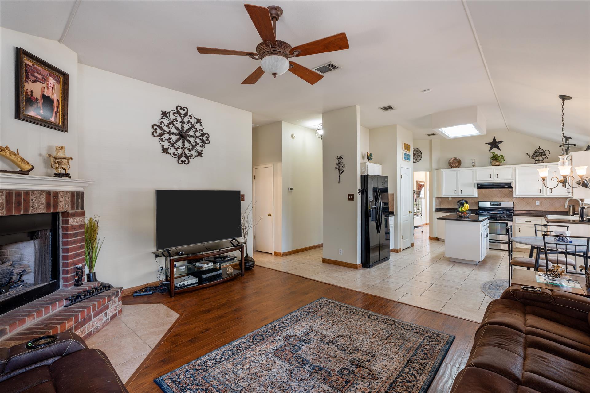 1211 Sugarberry Dr, Cedar Park, TX 78613