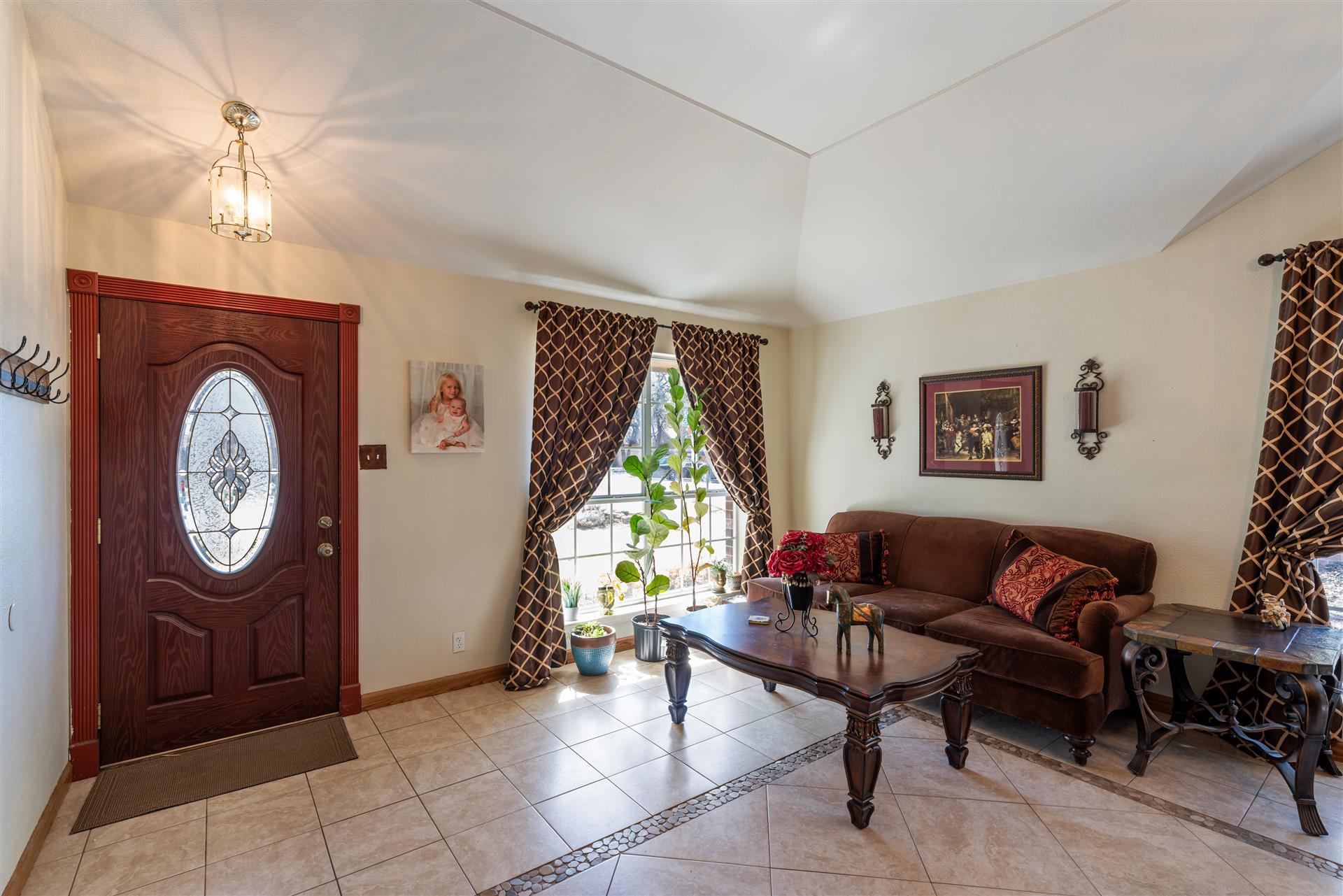 1211 Sugarberry Dr, Cedar Park, TX 78613