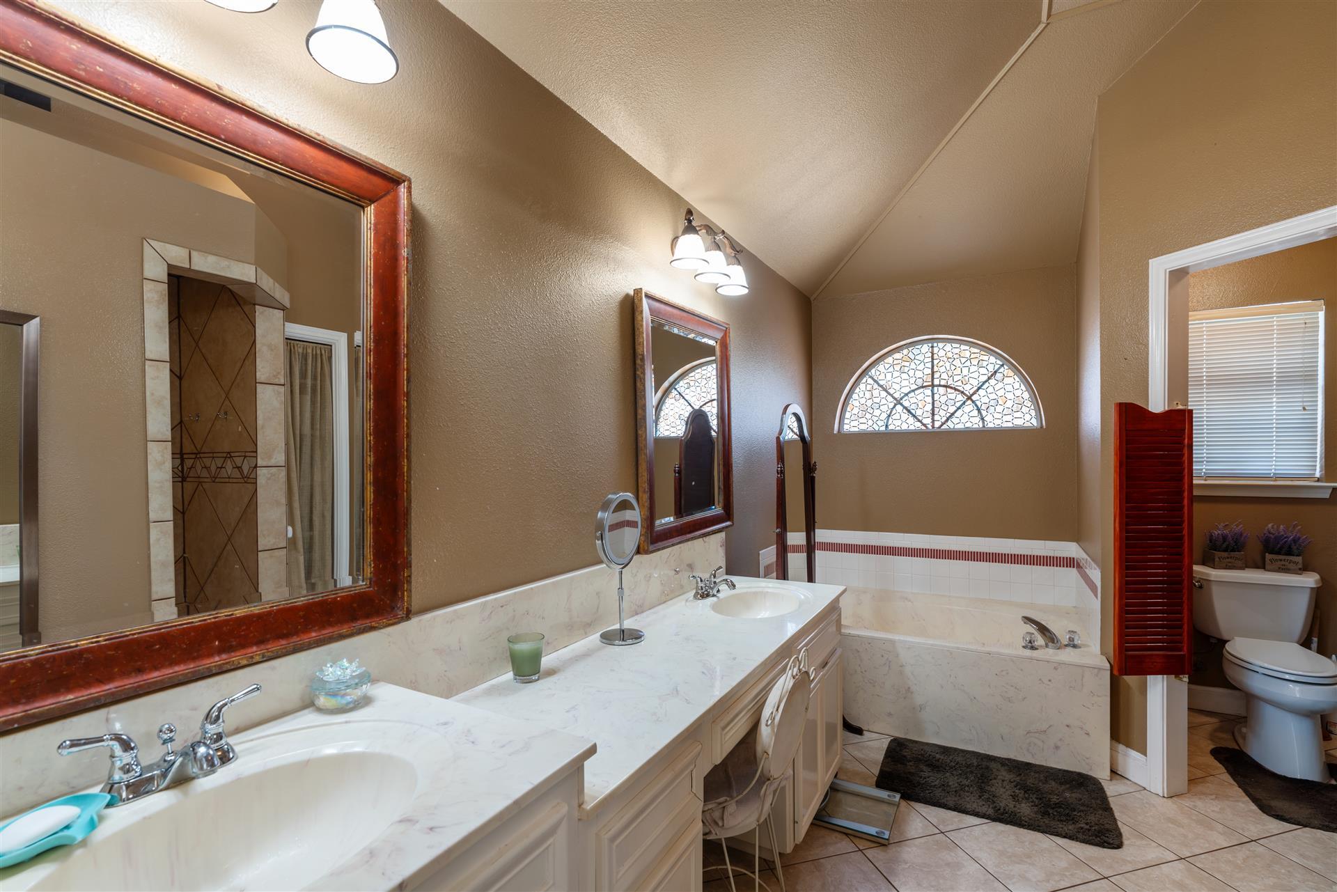 1211 Sugarberry Dr, Cedar Park, TX 78613