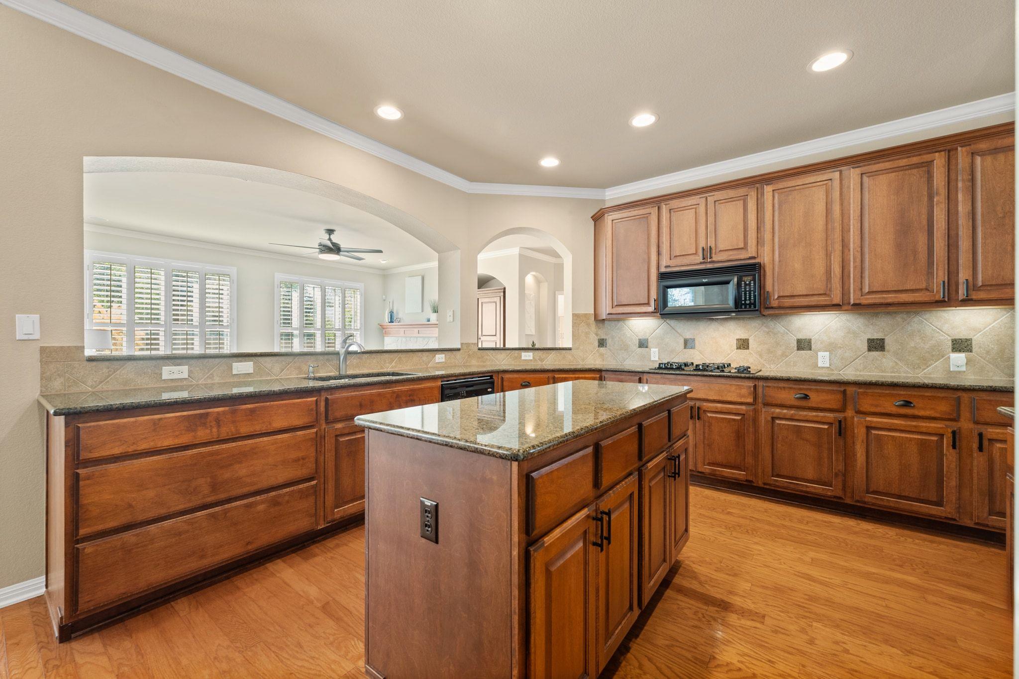 12709 Pinto Chase Ct, Austin, TX 78732