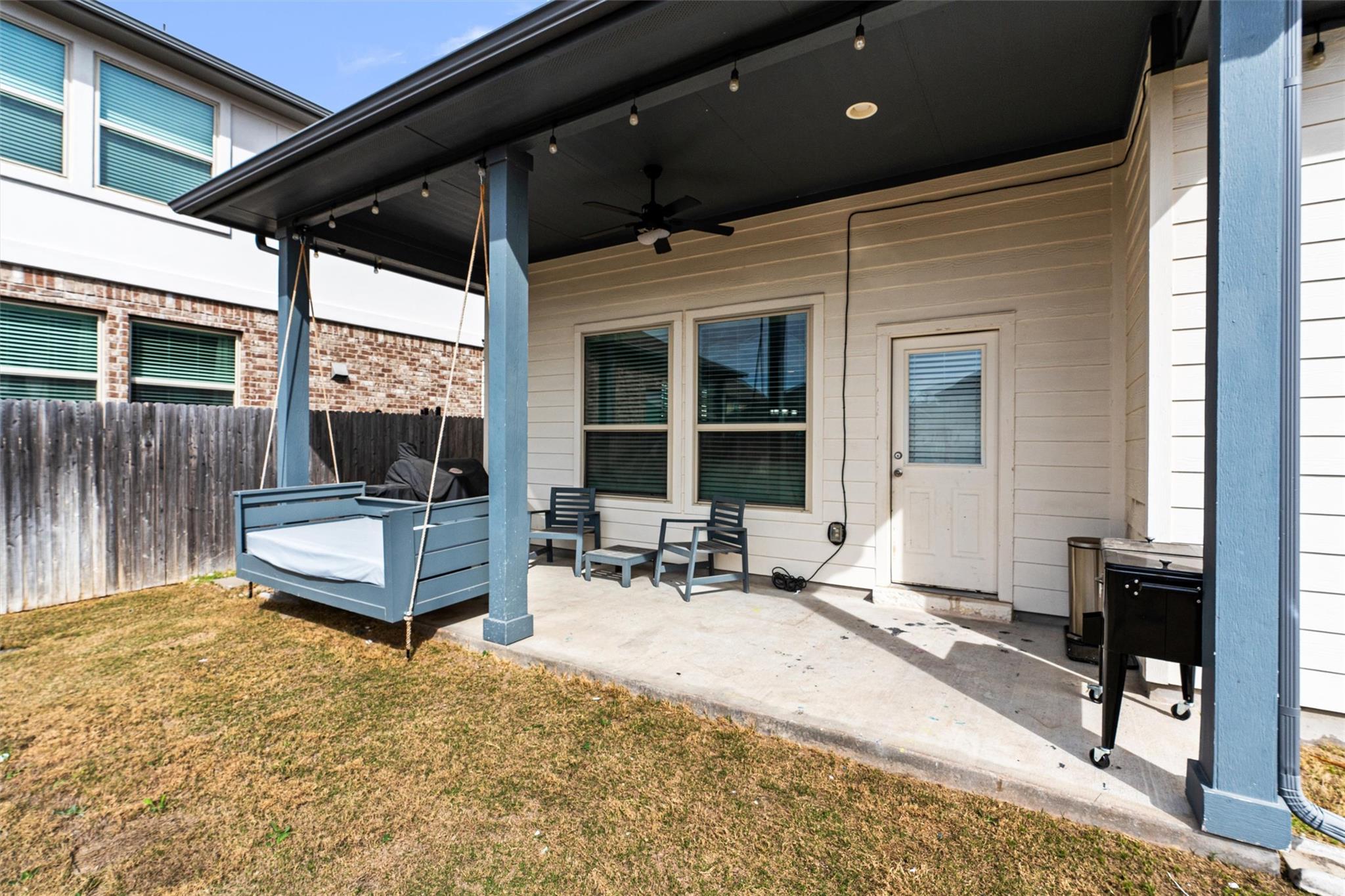 105 Cloyce Ct, Leander, TX 78641