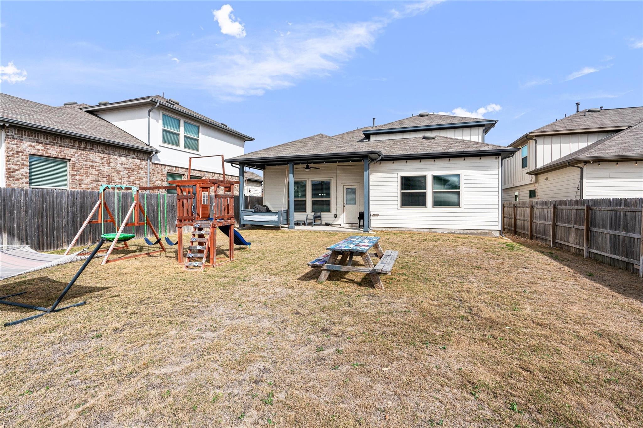 105 Cloyce Ct, Leander, TX 78641