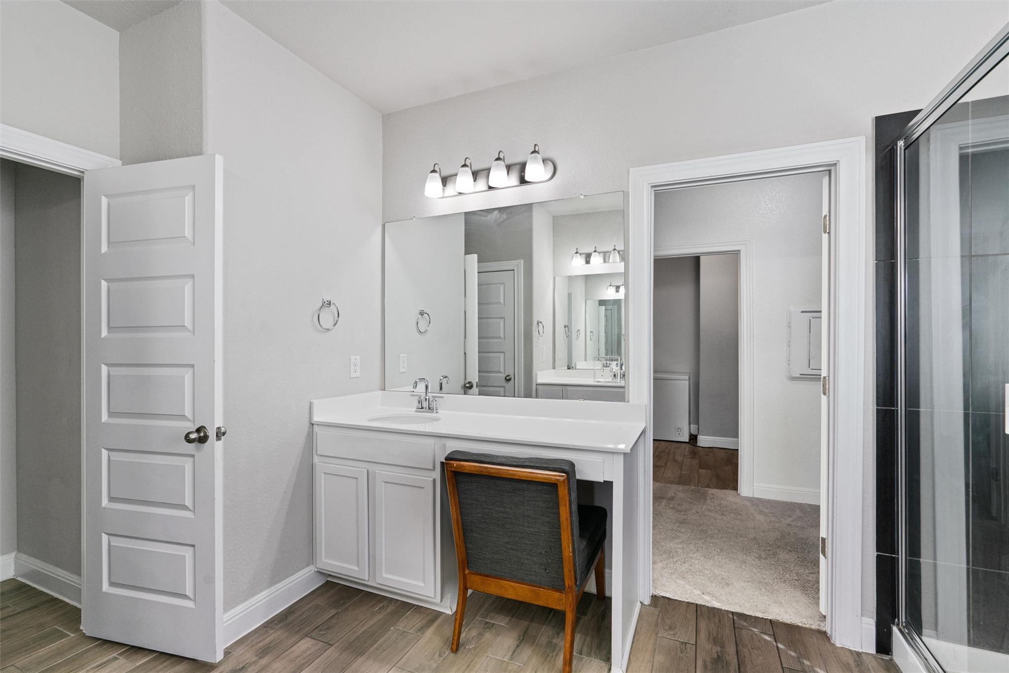 105 Cloyce Ct, Leander, TX 78641