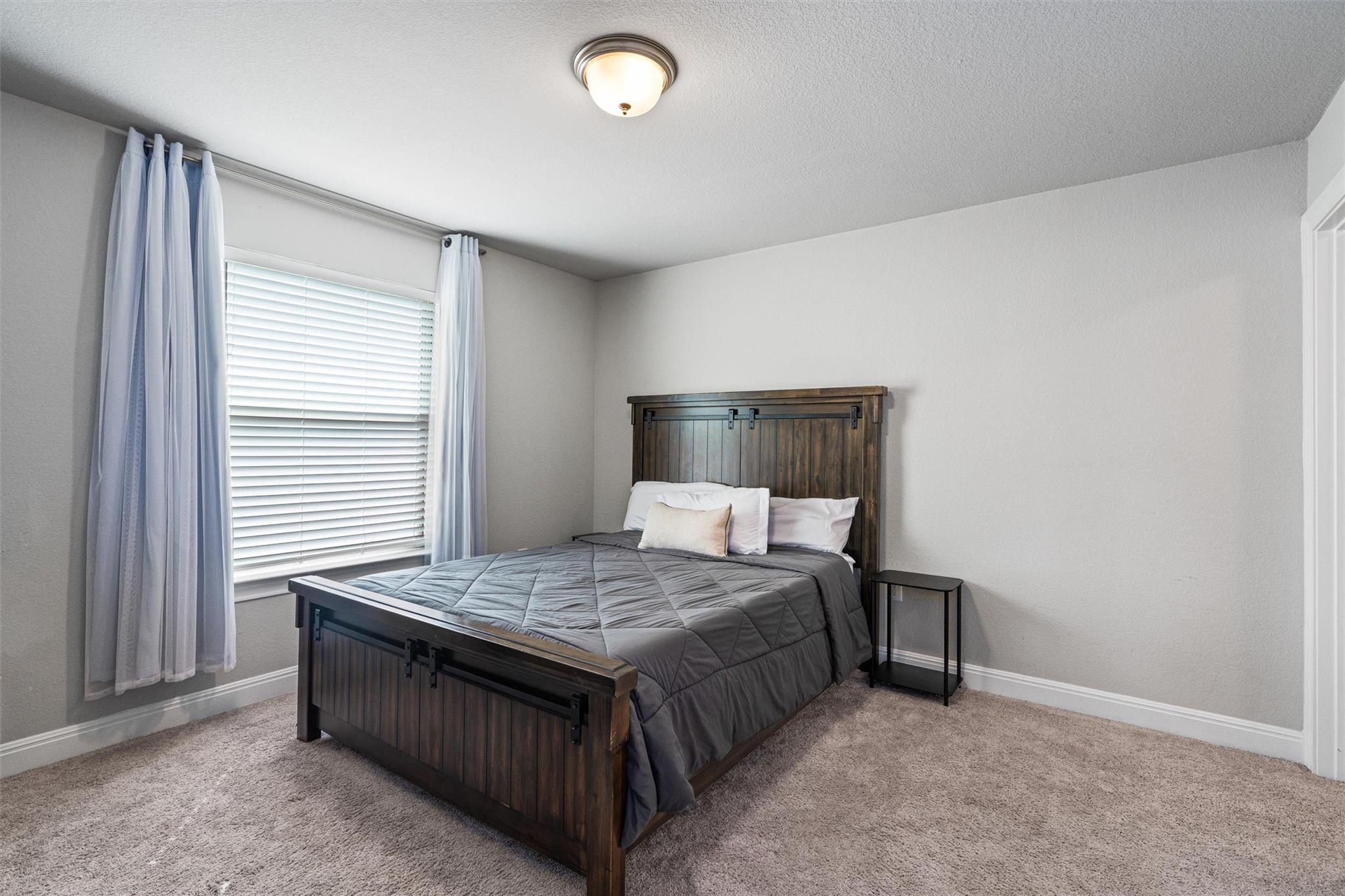 105 Cloyce Ct, Leander, TX 78641