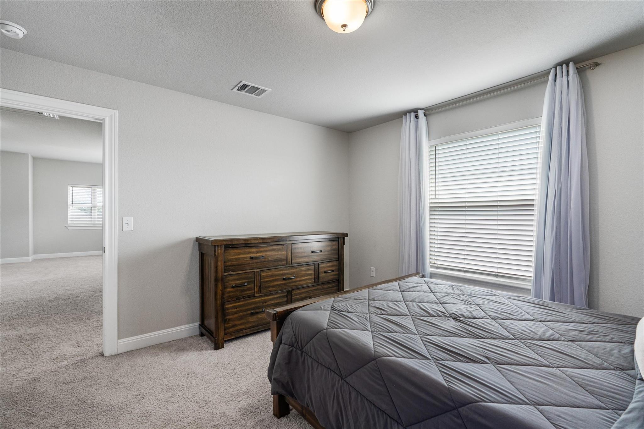 105 Cloyce Ct, Leander, TX 78641