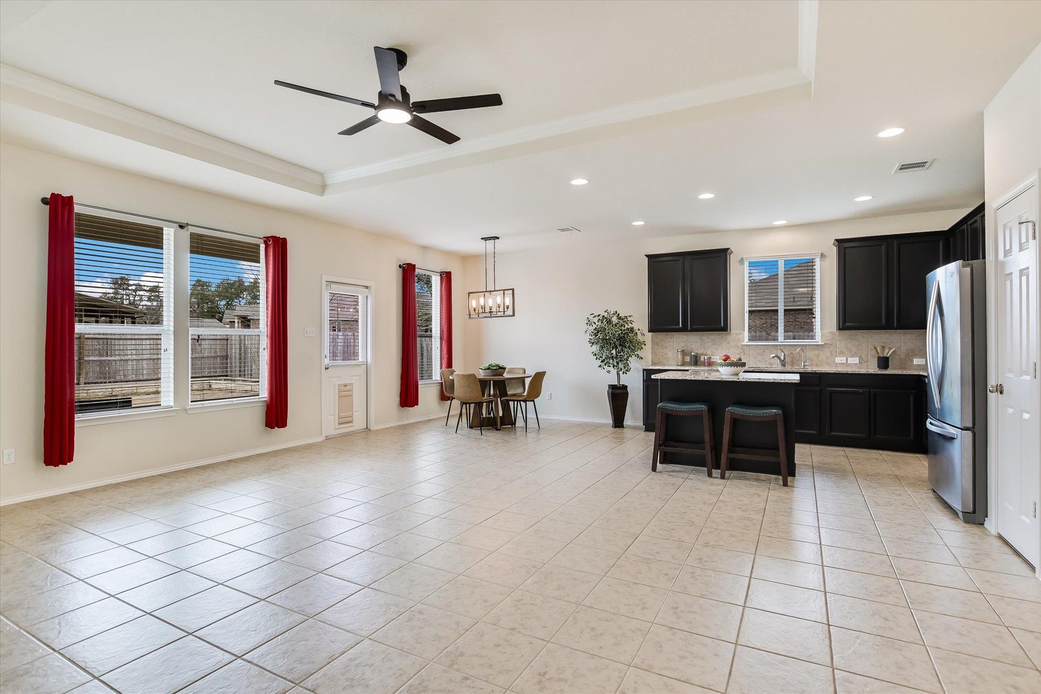 105 Thrasher Cv, Leander, TX 78641