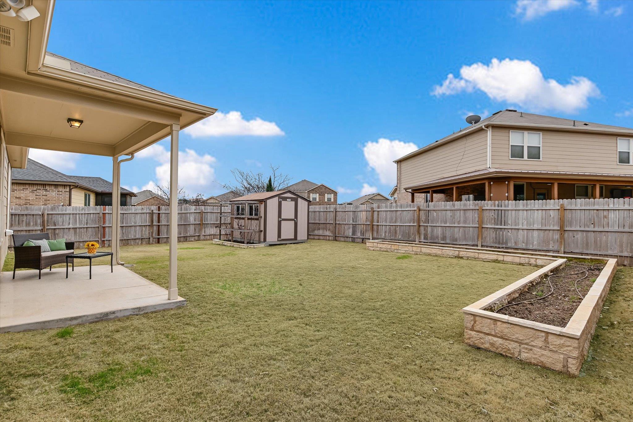 105 Thrasher Cv, Leander, TX 78641