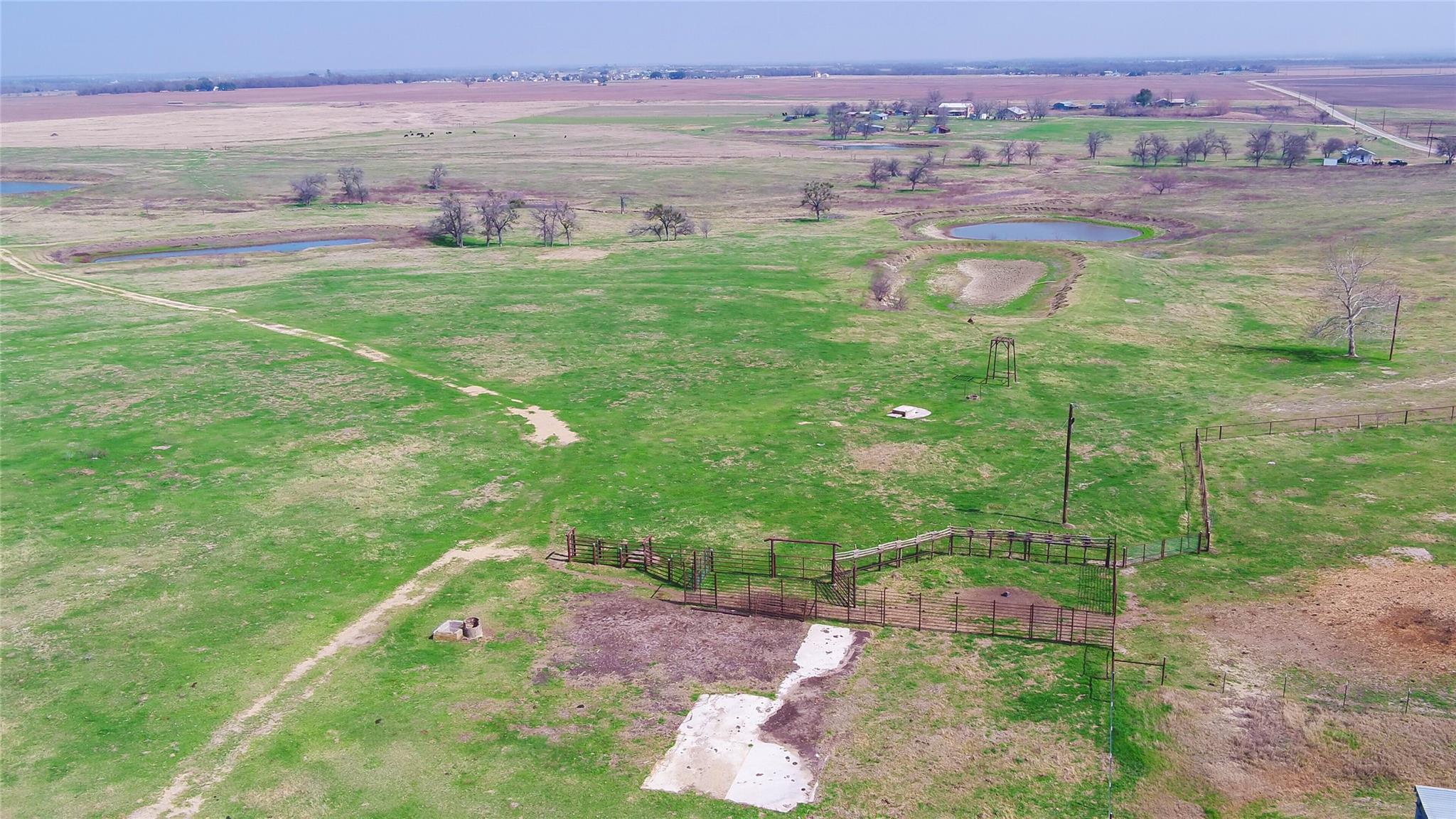 659 County Road 463, Thorndale, TX 76577