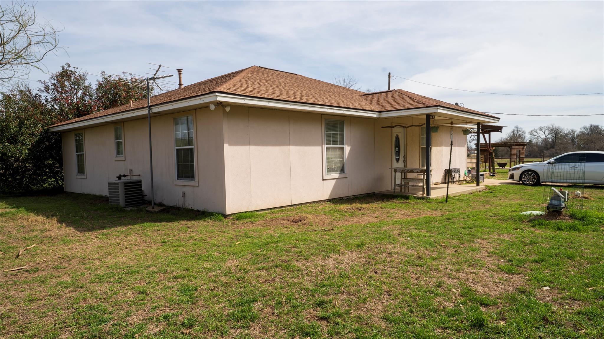 1141-A E 3rd St, Rockdale, TX 76567