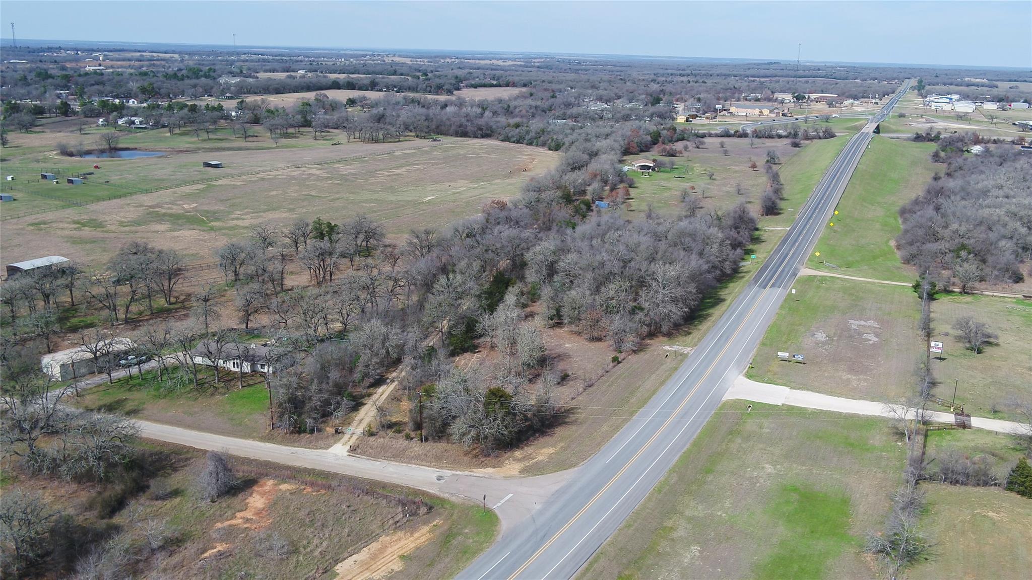 1141-A E 3rd St, Rockdale, TX 76567