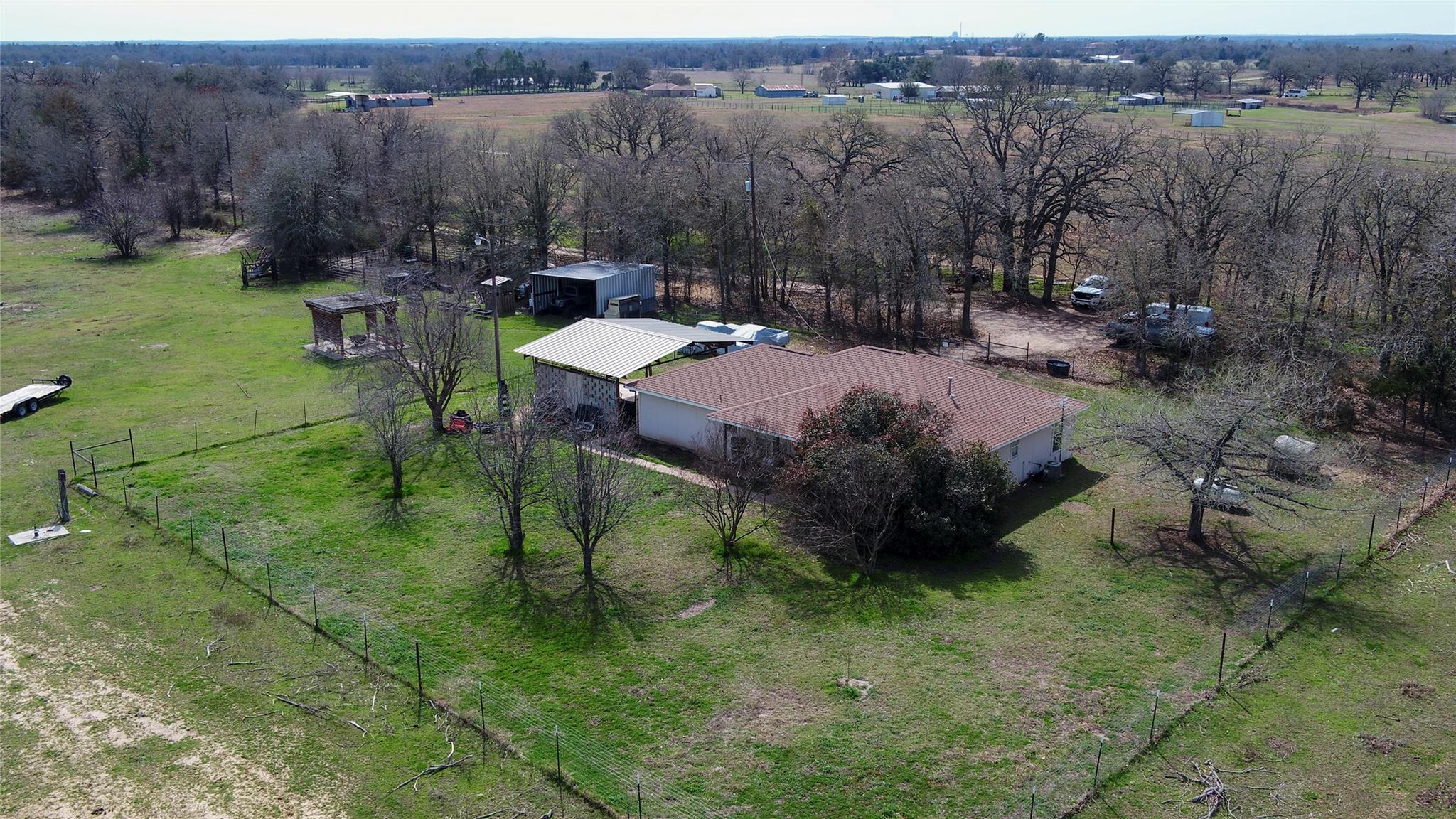 1141-A E 3rd St, Rockdale, TX 76567