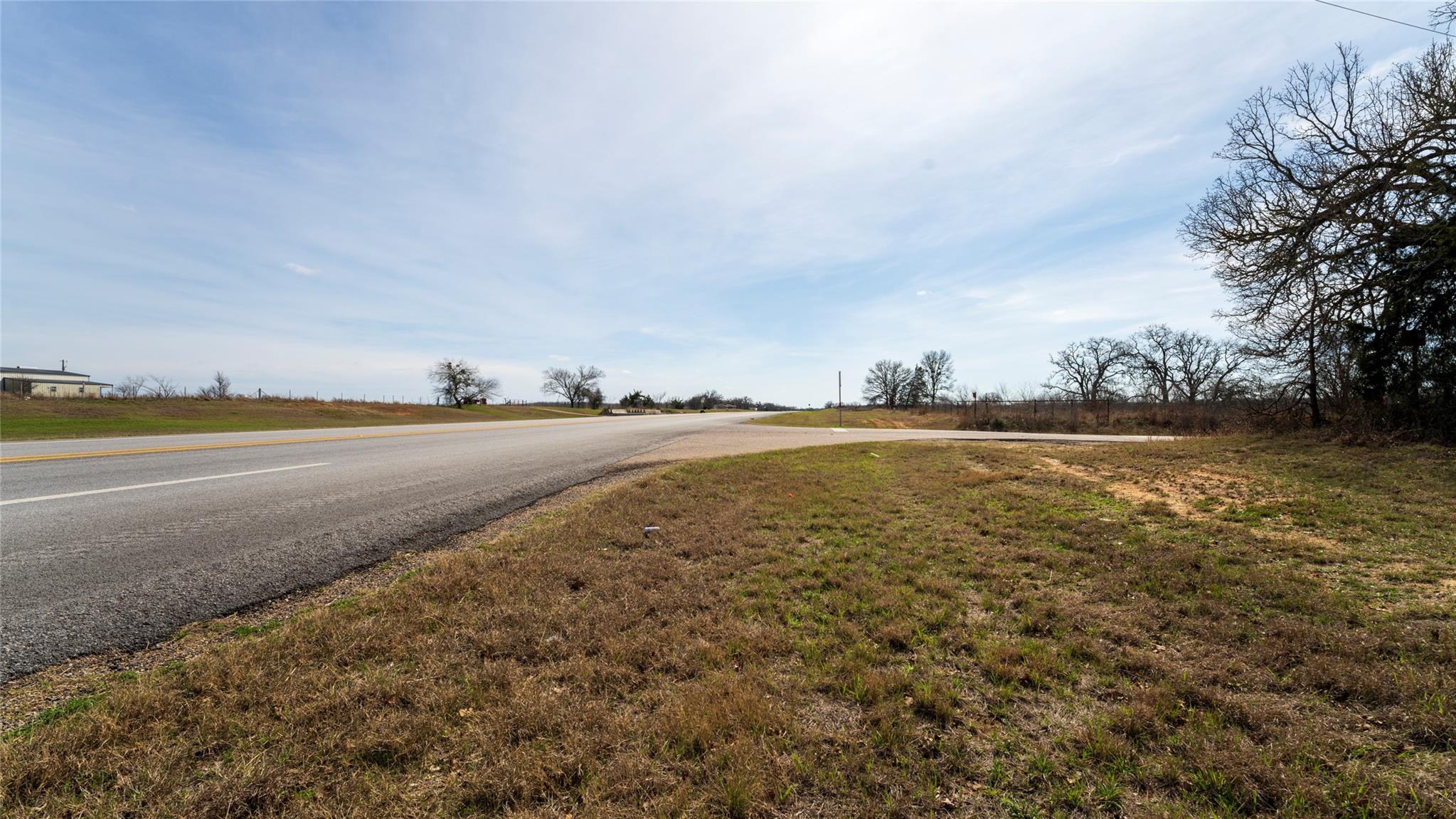 1141-A E 3rd St, Rockdale, TX 76567