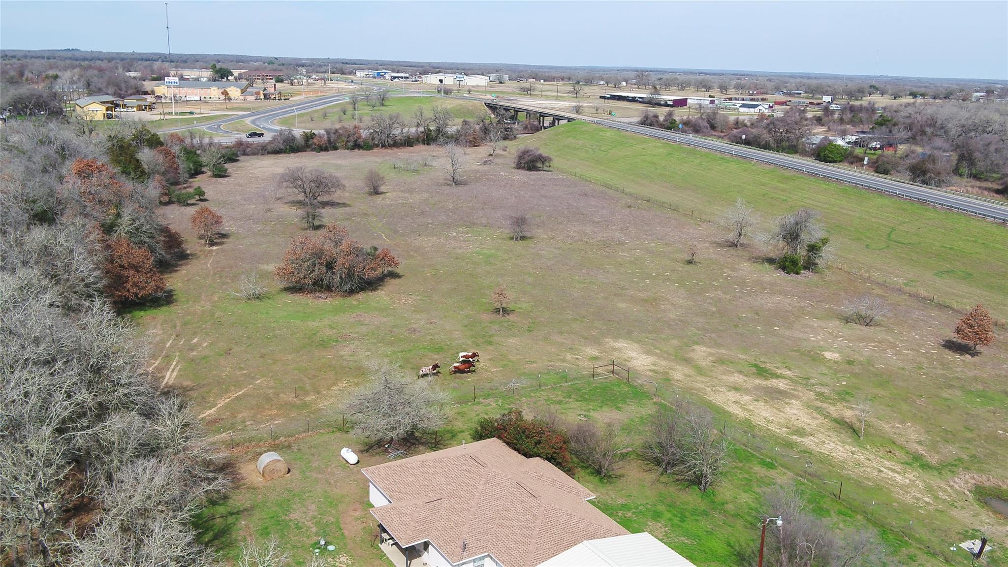 1141-A E 3rd St, Rockdale, TX 76567