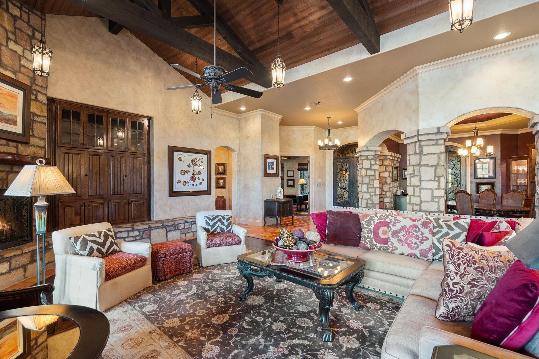 481 Chimney Cove Dr, Marble Falls, TX 78654