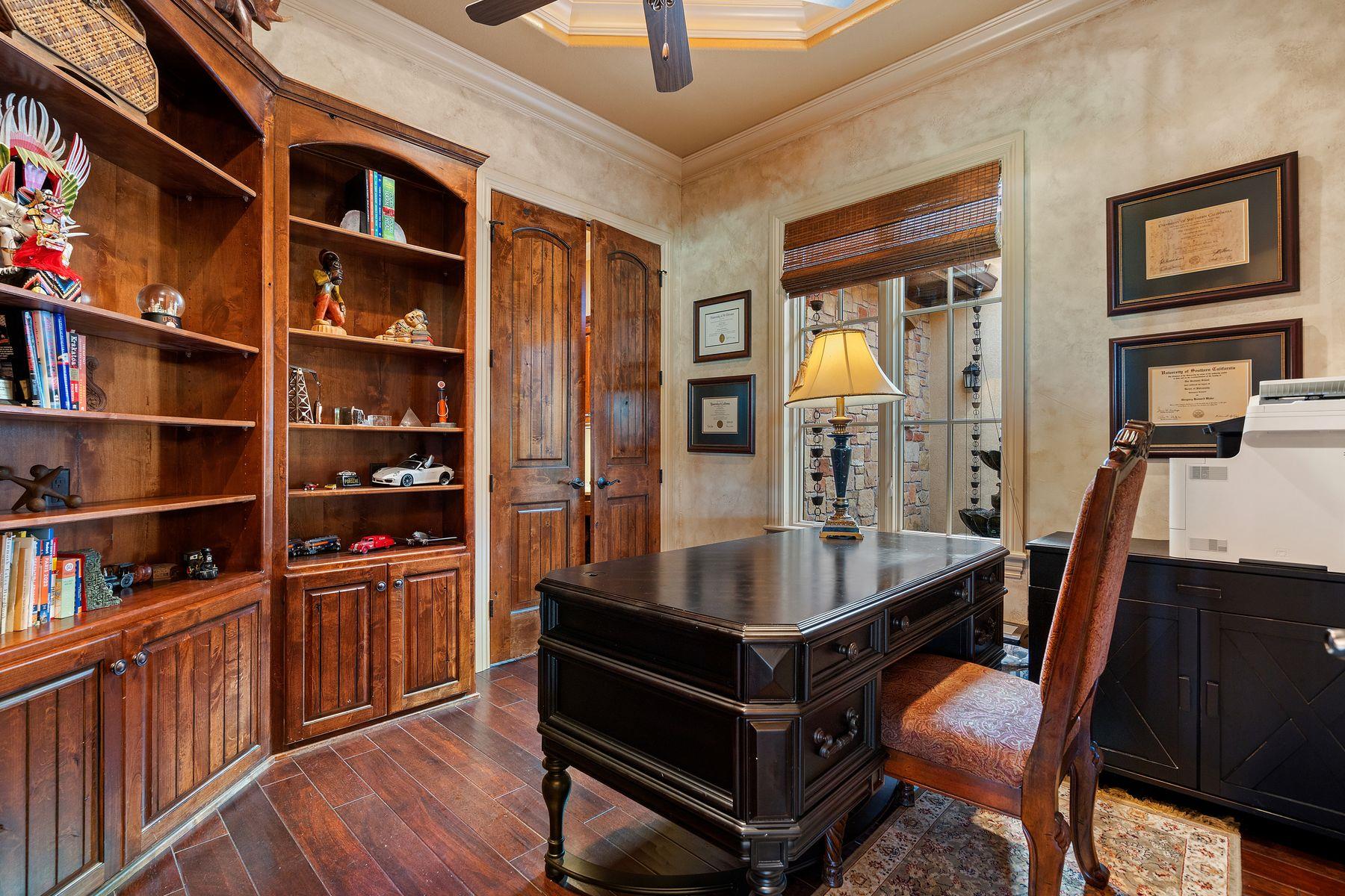 481 Chimney Cove Dr, Marble Falls, TX 78654