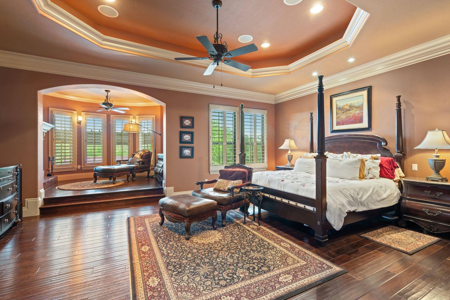 481 Chimney Cove Dr, Marble Falls, TX 78654