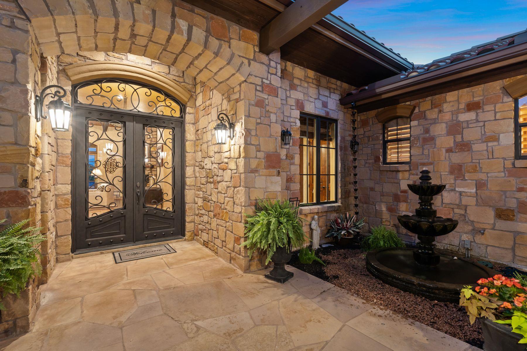 481 Chimney Cove Dr, Marble Falls, TX 78654