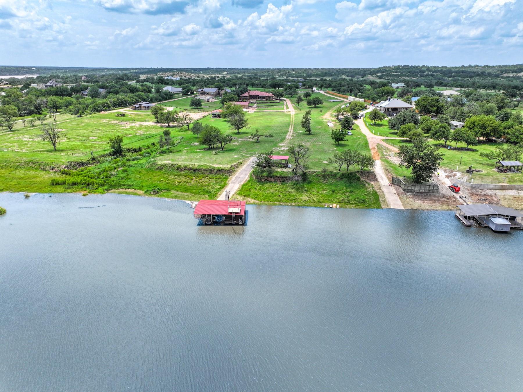 481 Chimney Cove Dr, Marble Falls, TX 78654