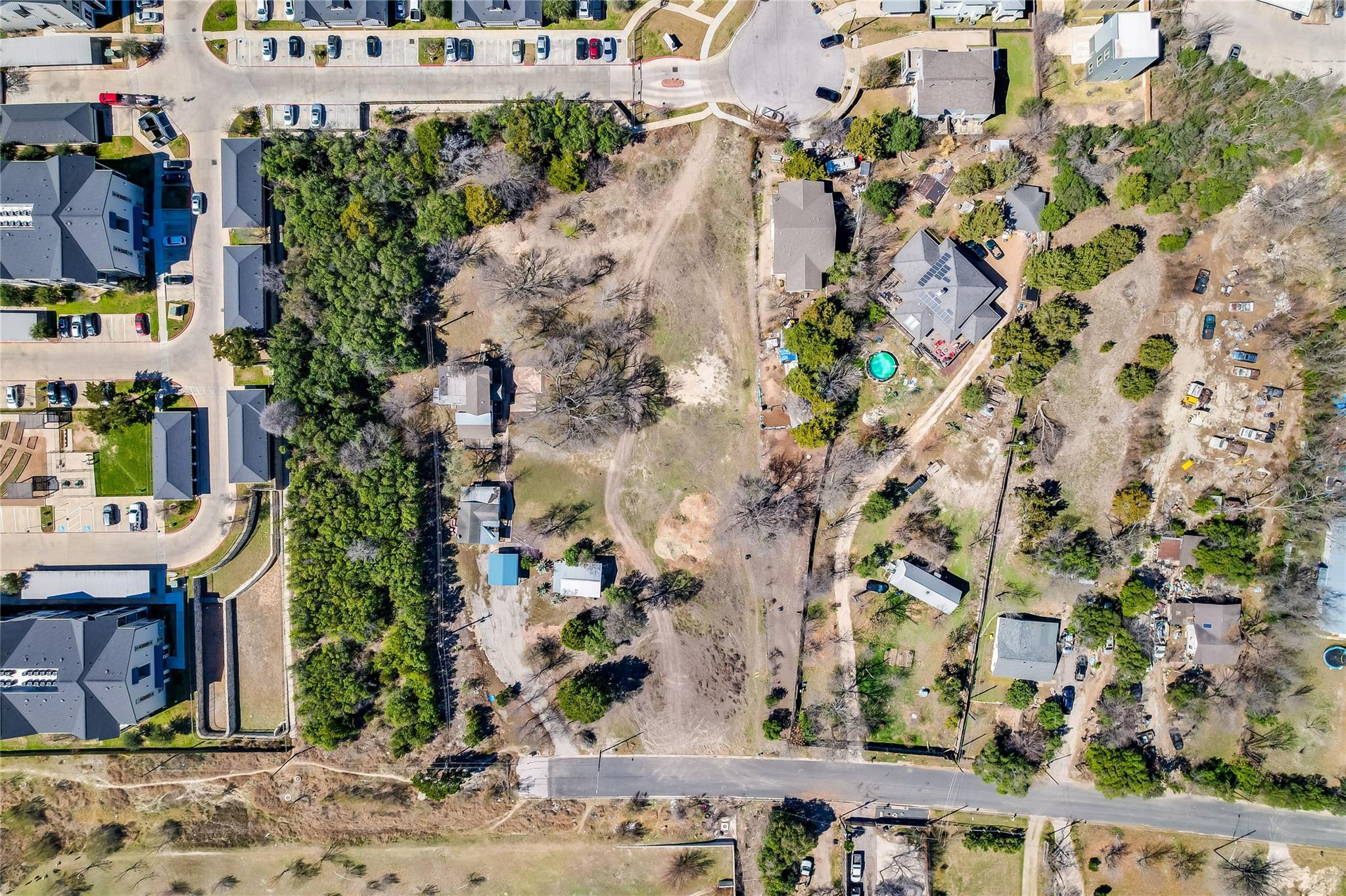 2404 Thrasher Ln, Austin, TX 78741