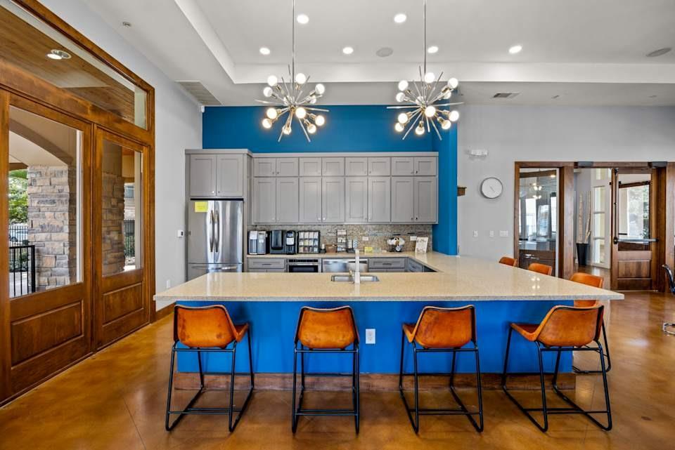 8800 S. First St # 0231, Austin, TX 78748