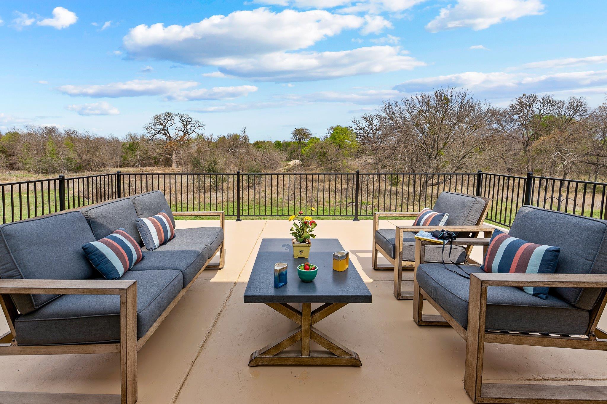 511 Dove Hollow Trl, Georgetown, TX 78633