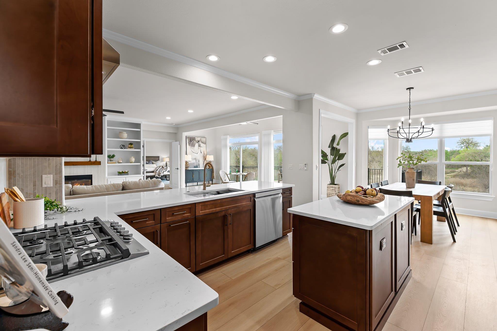 511 Dove Hollow Trl, Georgetown, TX 78633