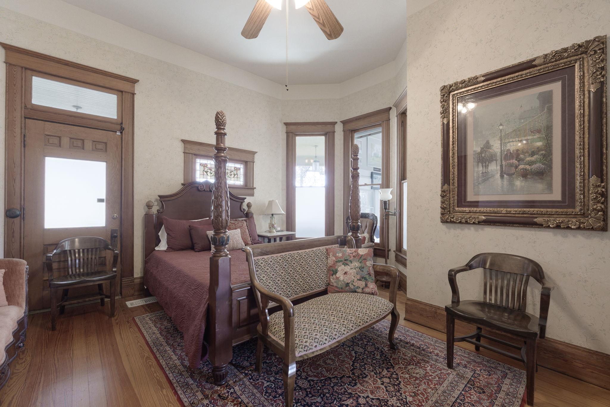 606 S Key Ave, Lampasas, TX 76550