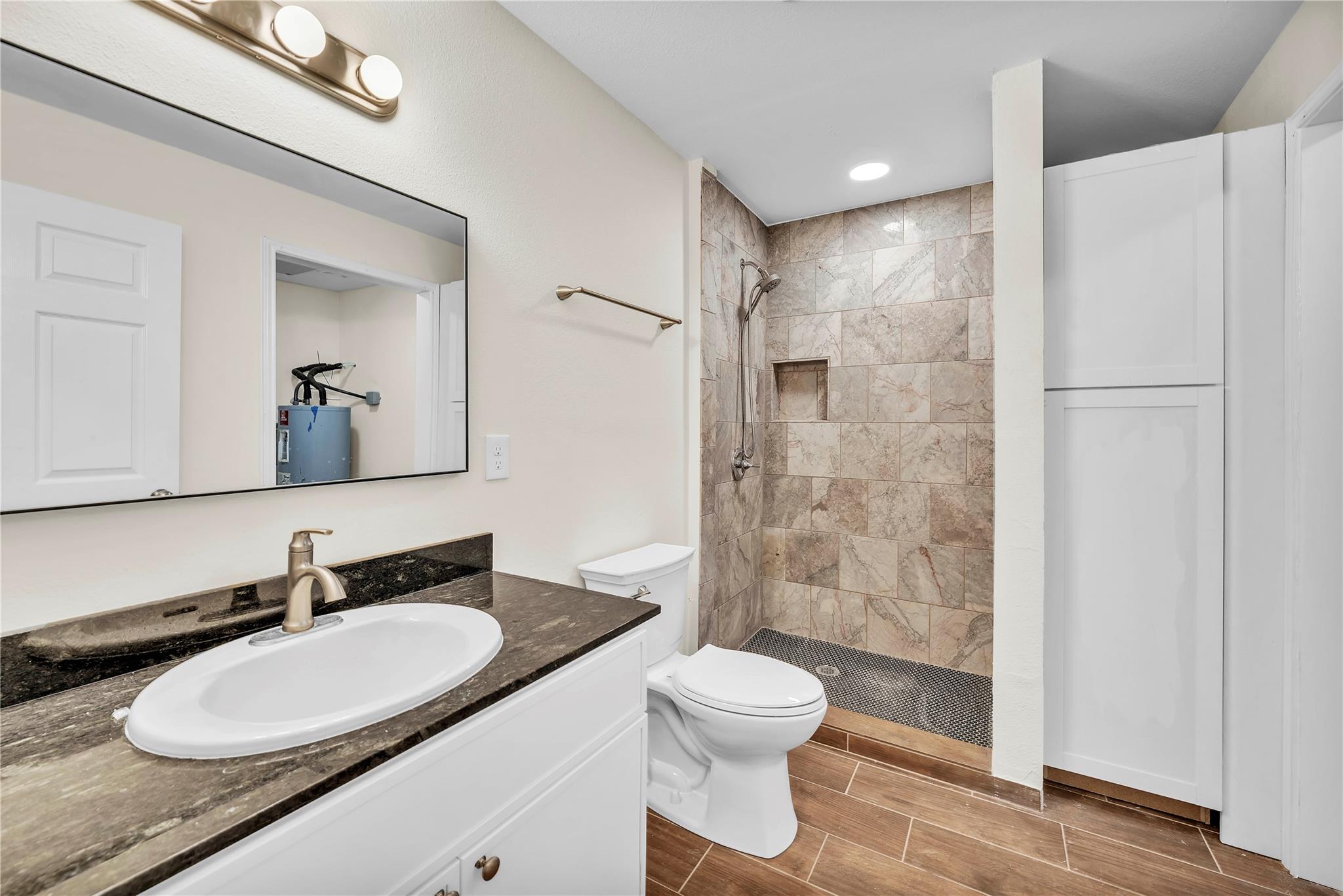 170 Interstate Dr, Buda, TX 78610