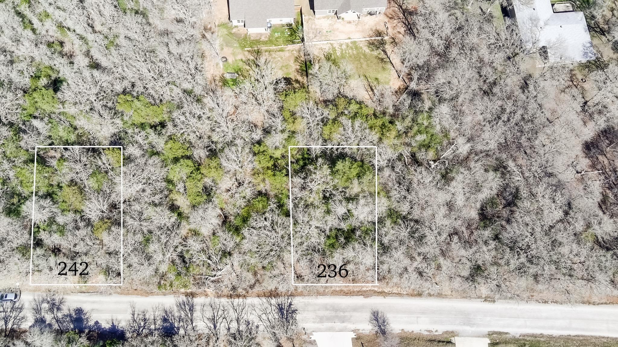 242 Iva Ln, Bastrop, TX 78602